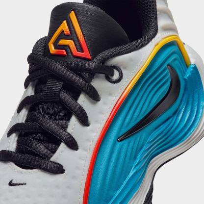 Little Kids' Nithtke Giannis Immortality 5 Basketball Shoes - Off White/Picante Red/Current Blue/Black - Detail shot