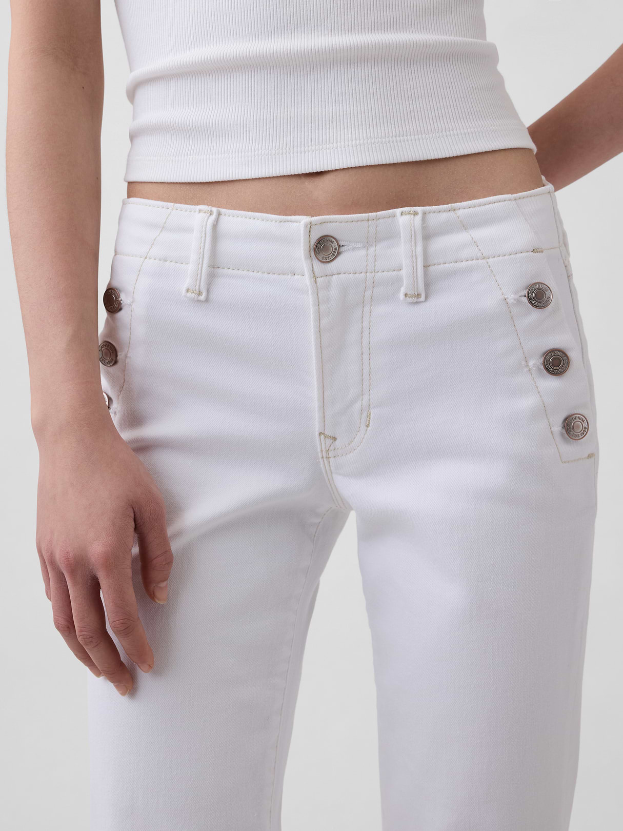 Low Rise Long & Lean Split-Hem Jeans - White