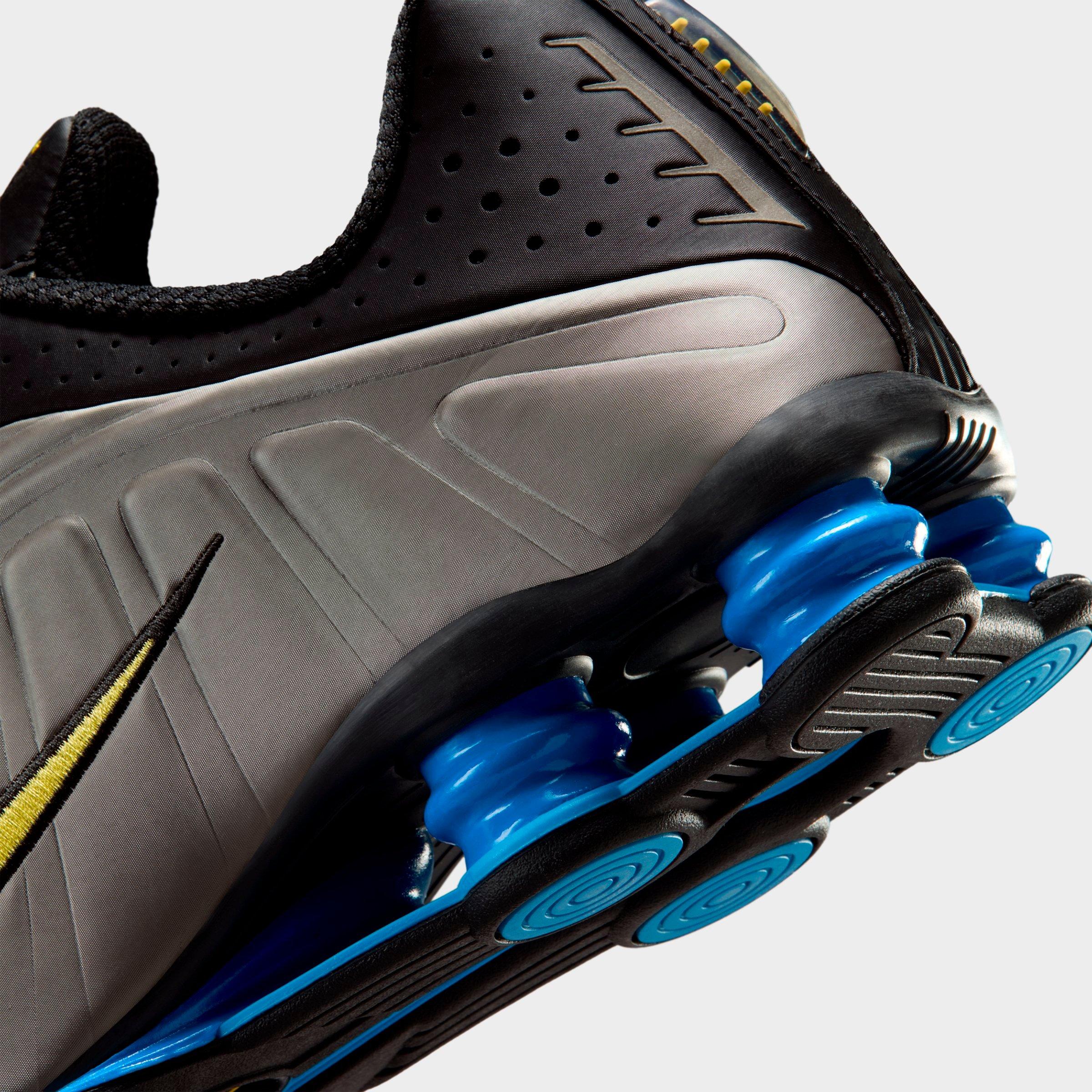 Men's Nithtke Shox R4 SE Brazil Casual Shoes - Black/Metallic Pewter/Light Photo Blue/Canary - Detail shot