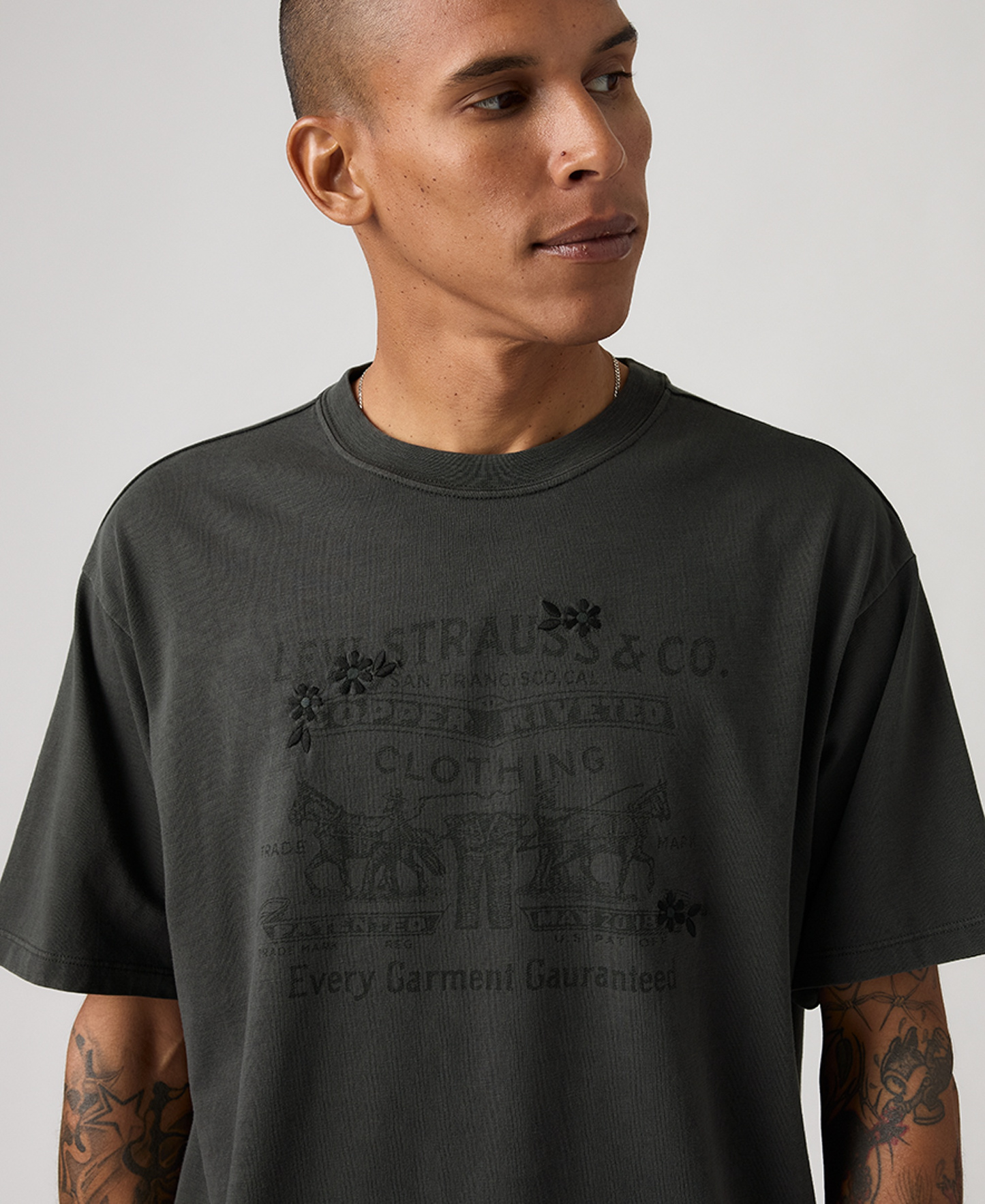 Levi's Men's Vintage Graphic T-Shirt - Phantom