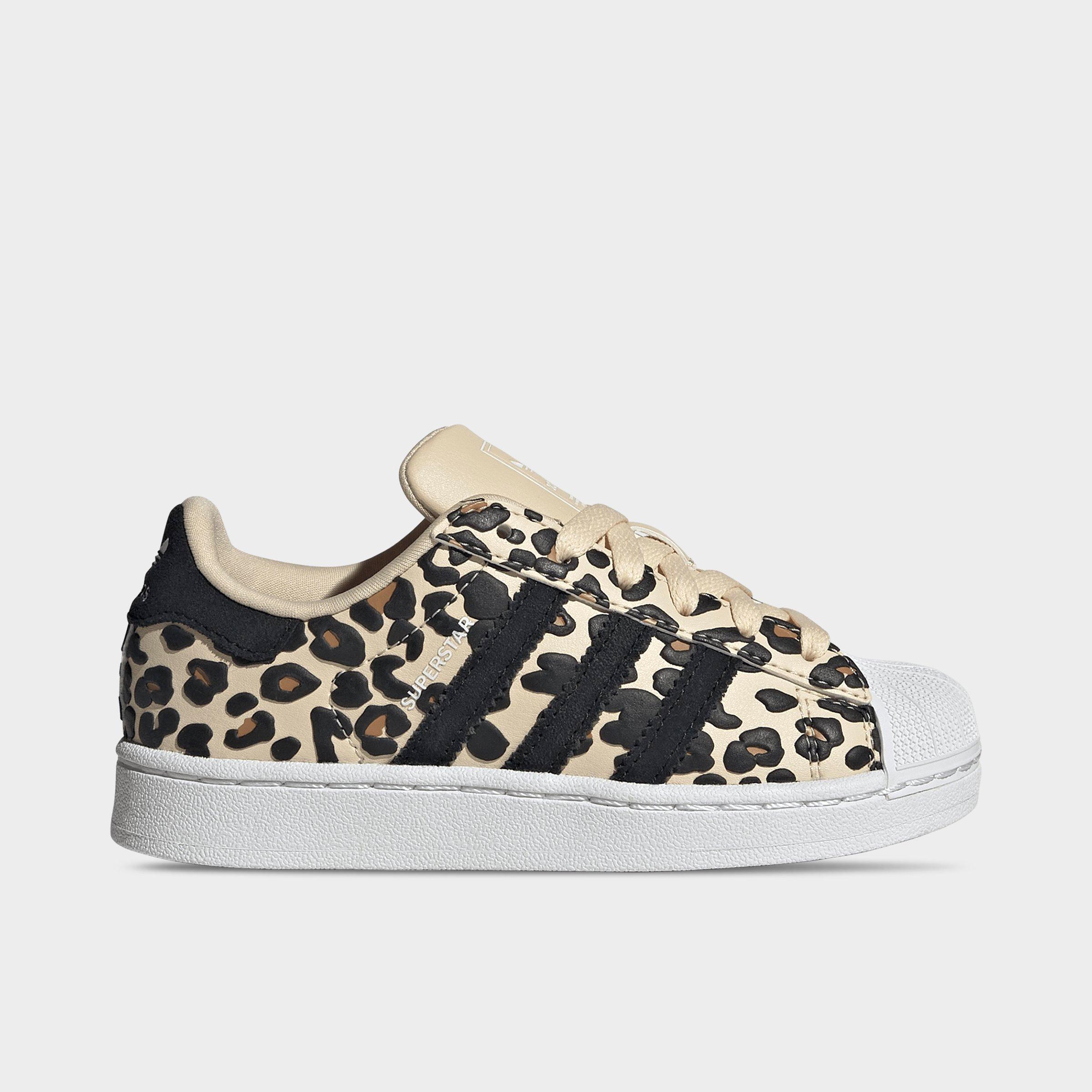 Little Kids' adidas Originals Superstar II Casual Shoes - Sand Strata/Core Black/White - Left shoe facing left. Outside of the shoe.