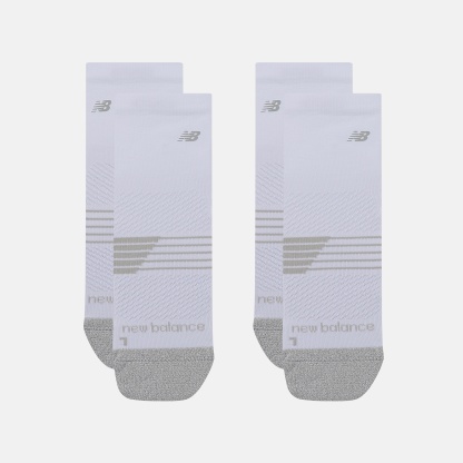 New Balance Pro Training Cushion QTR Socks 2 Pack, LAS25142WT