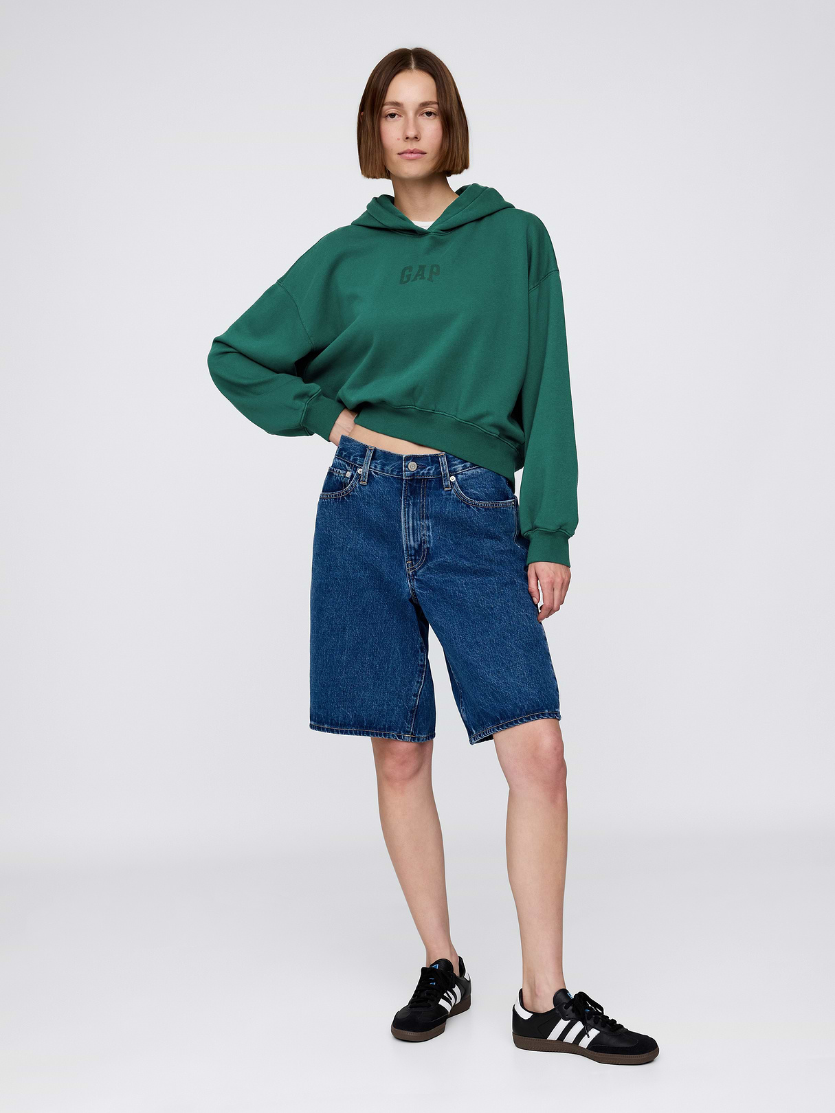 VintageSoft Crop Logo Hoodie - Balsam tree green logo