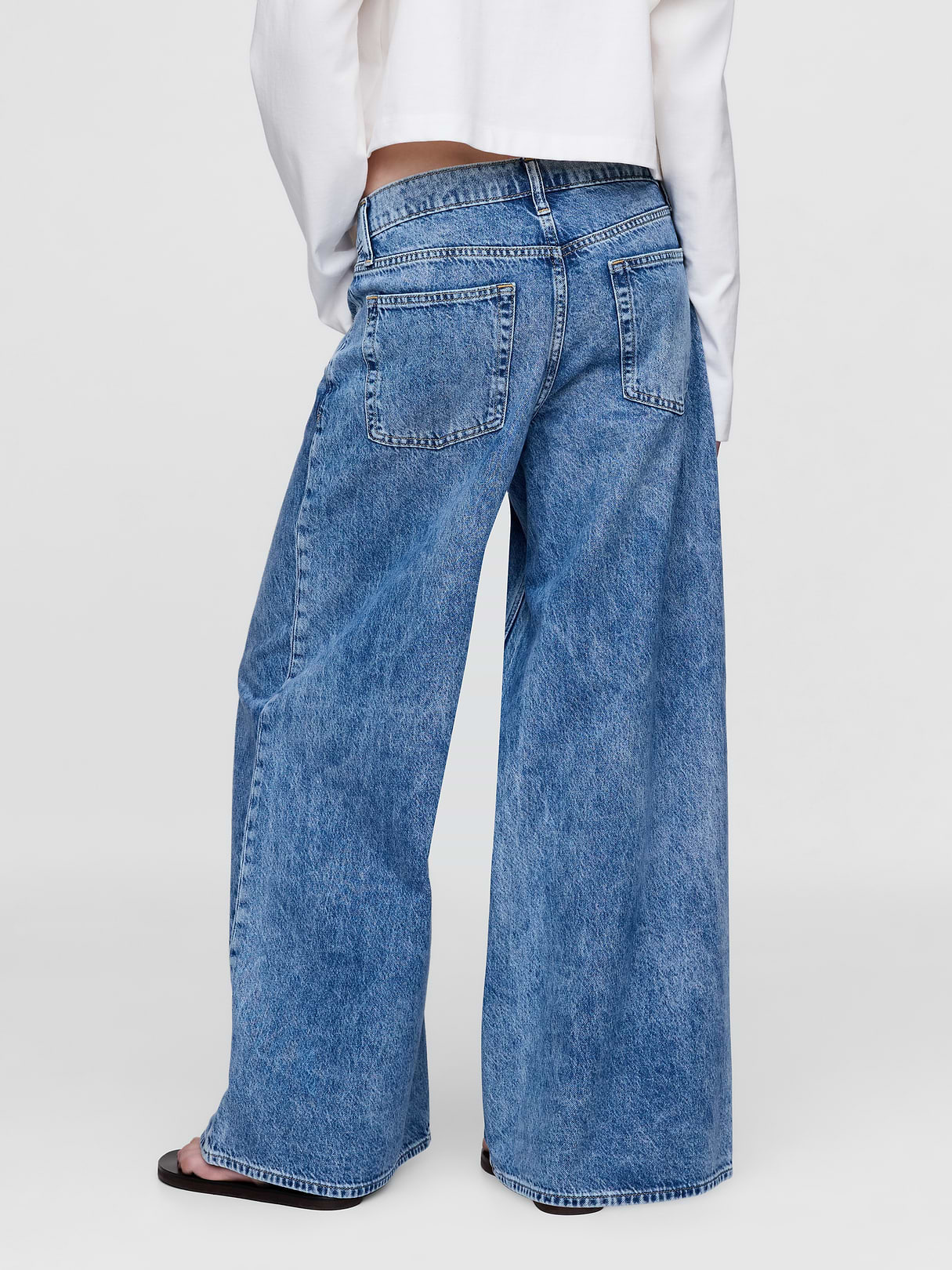 Low Slung Extra Baggy Jeans - Light indigo
