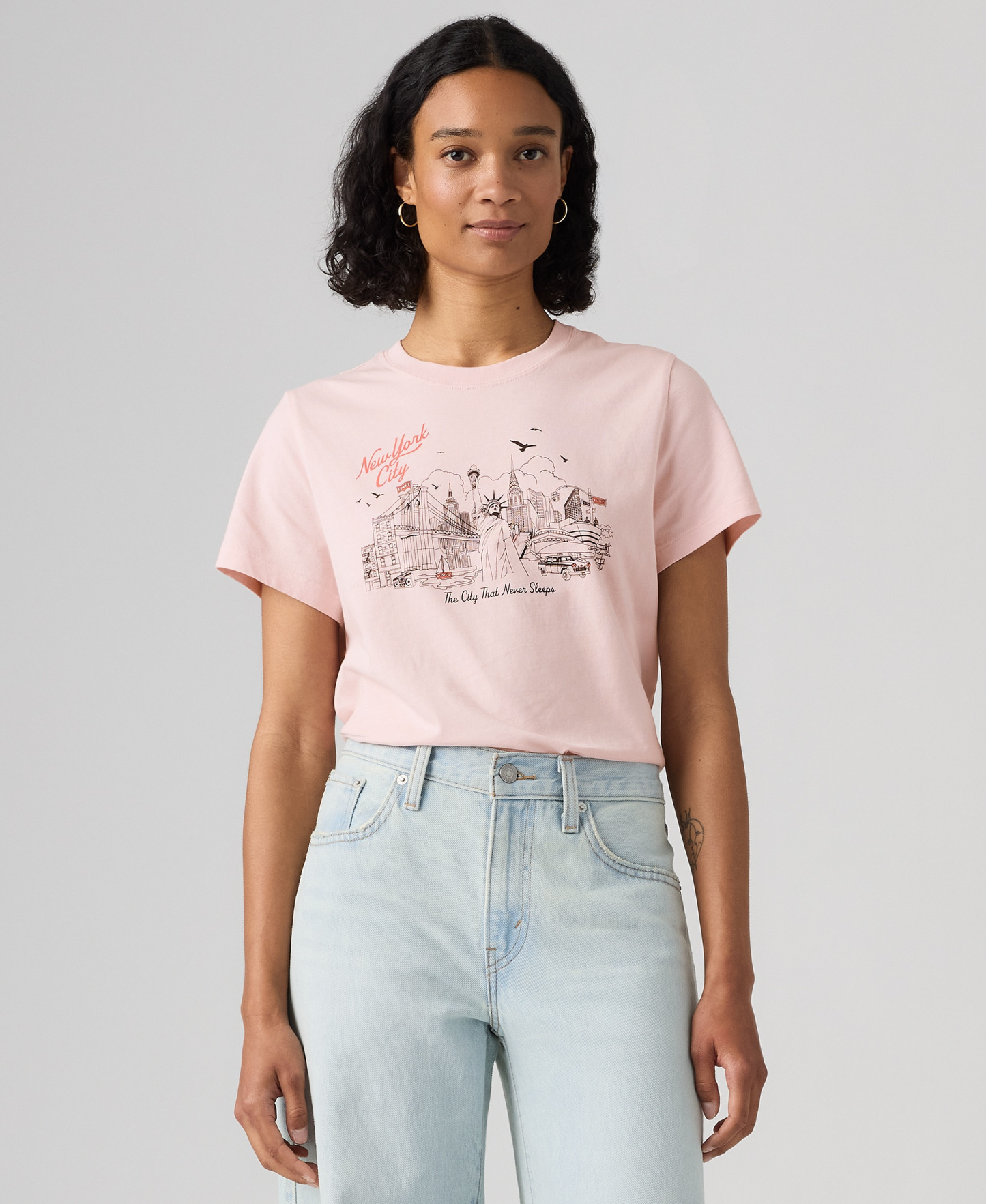 Levi's Premium Women's Graphic Favorite Print Short-Sleeve T-Shirt - Nyc Line C