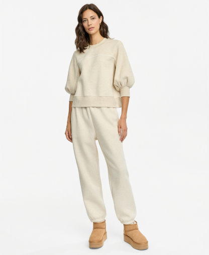 UGG® Women's Classic Fleece Sweatpants - Chestnut