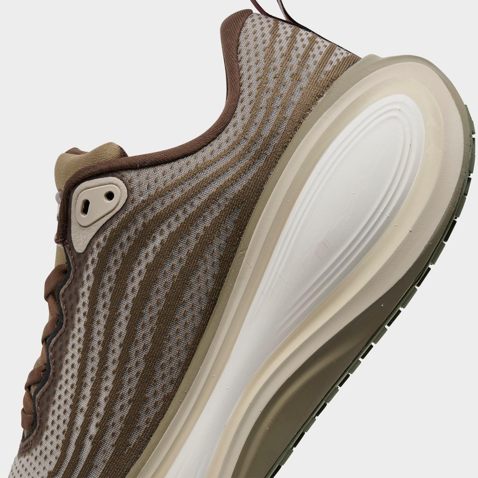 Men's Nike Vomero Plus Running Shoes - Off Noir/Phantom/Natural/Pecan