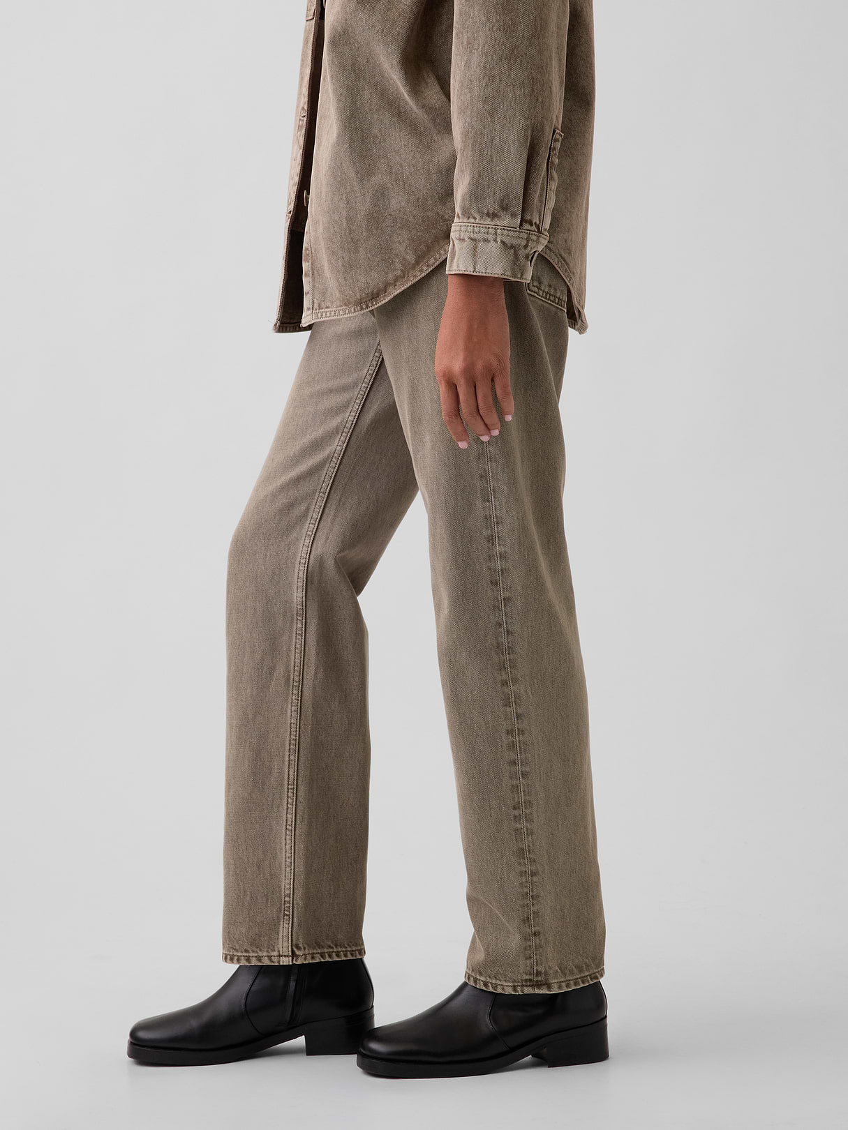 Mid Rise Straight Taper Jeans - Brown acid wash