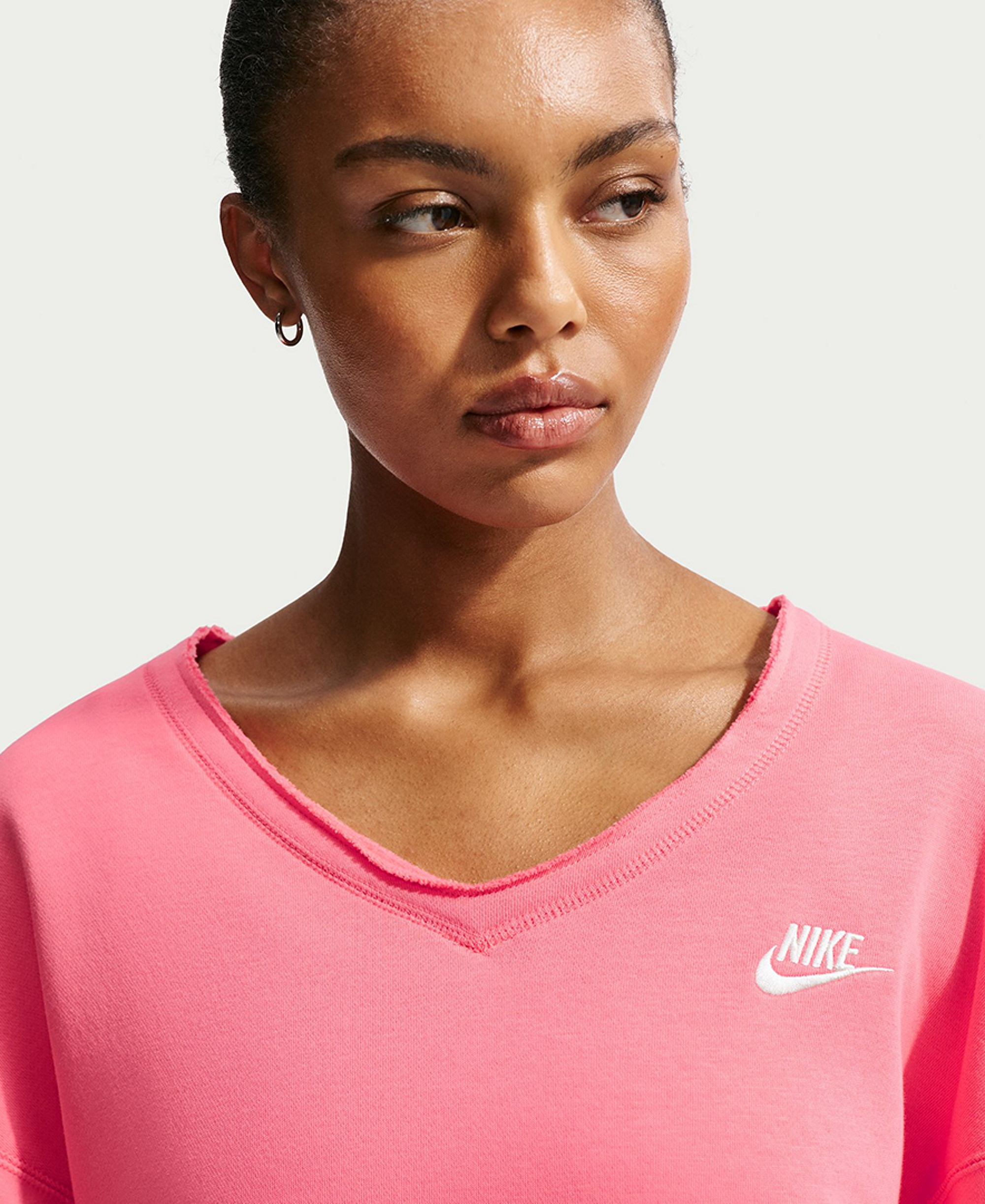 Nike Women's Sportswear Club Fleece Oversized V-Neck Sweatshirt - Sea Coral/sail/sail