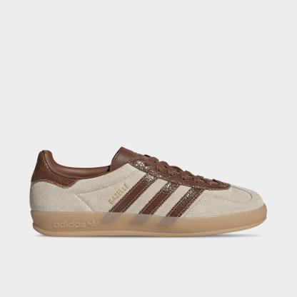 Men's adidas Originals Gazelle Indoor Casual Shoes - Off White/Preloved Brown/Gum - Left shoe facing left. Outside of the shoe.