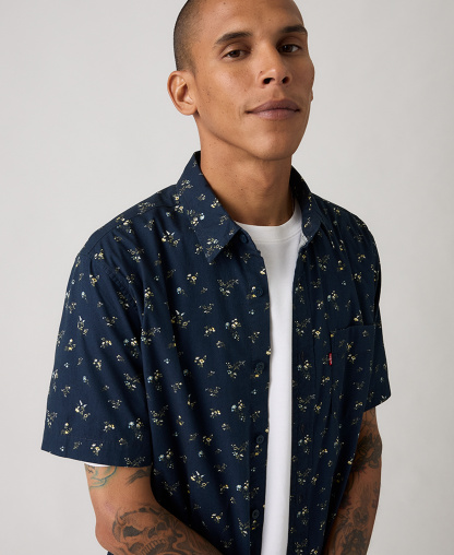 Levi's Men's Classic Pocket Short-Sleeve Shirt - Dress Blue
