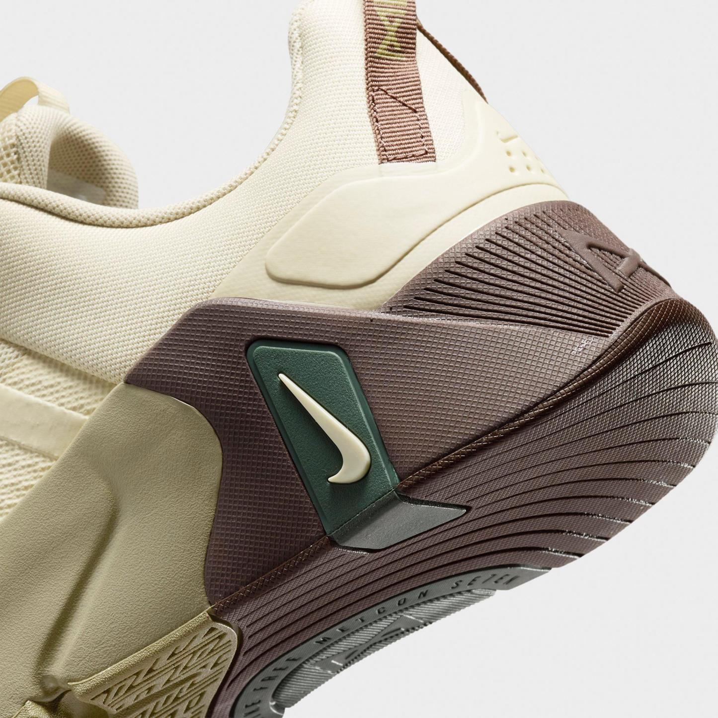 Men's Nithtke Free Metcon 7 Training Shoes - Light Khaki/Light Chocolate/Neutral Olive/Light Khaki - Detail shot