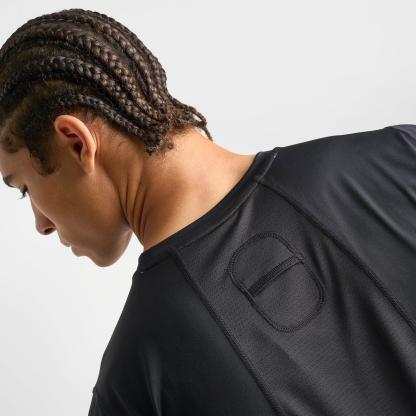Men's New Balance Pace Compression Training T-Shirt - Team Black - view 6