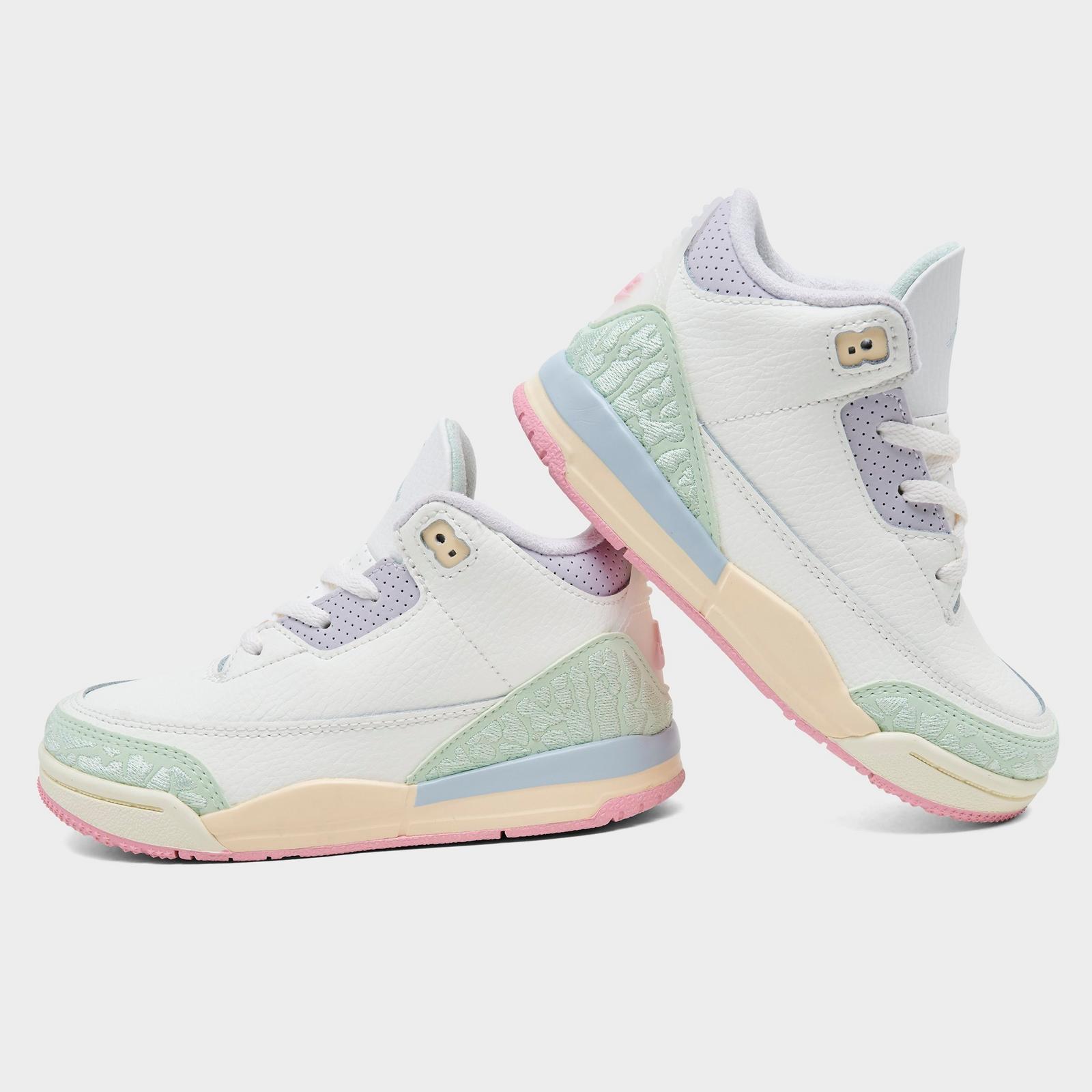 Kids' Toddler Air Jordan Retro 3 Basketball Shoes - Sail/Jade Aura/Aura/Iced Carmine/Muslin/Iris Whisper - view 3