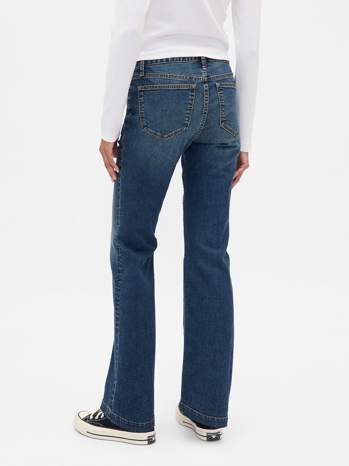 Low Rise Long & Lean Split-Hem Jeans - Vintage blue tint