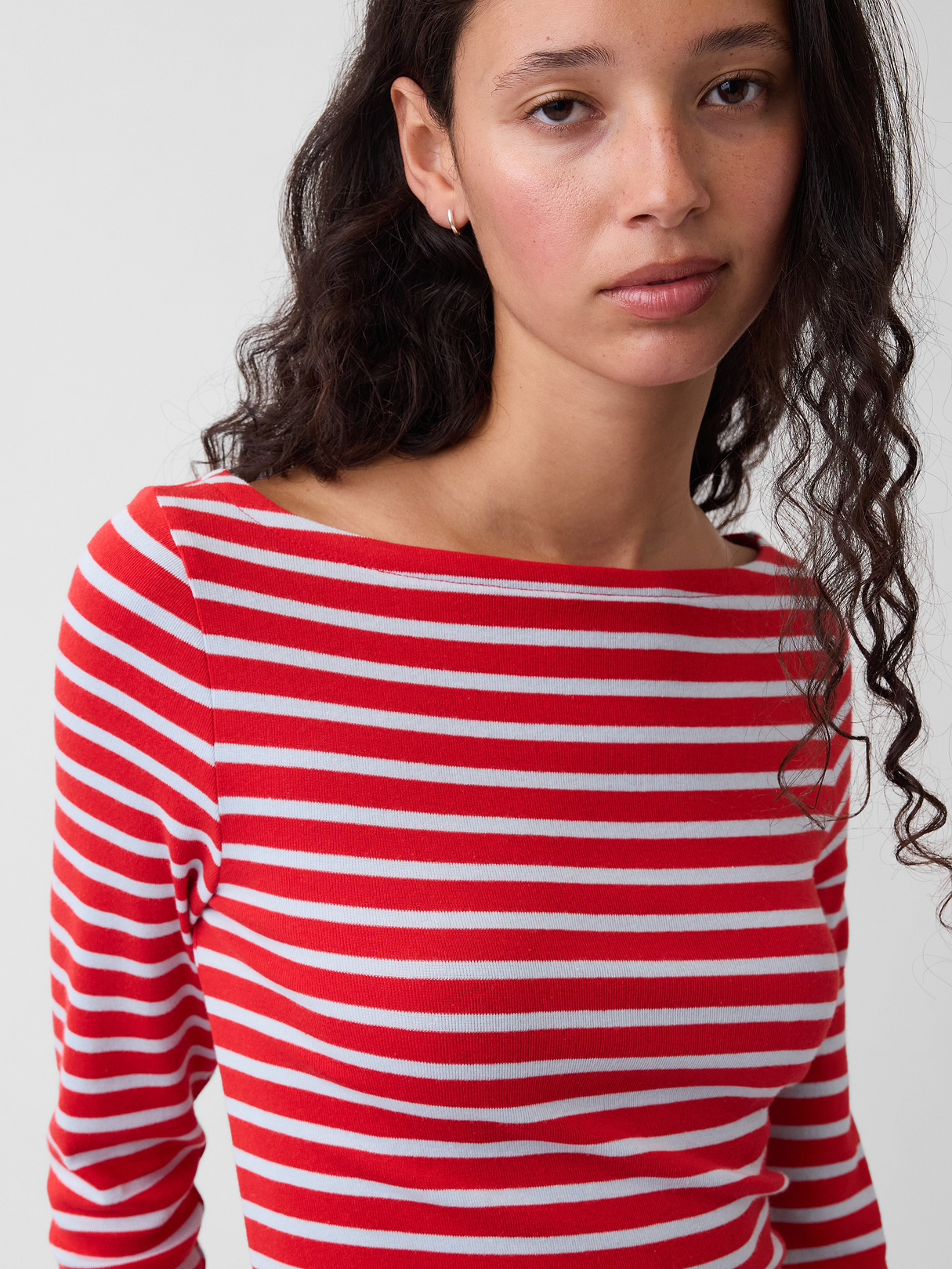 Modern Boatneck T-Shirt - Red & light blue stripe