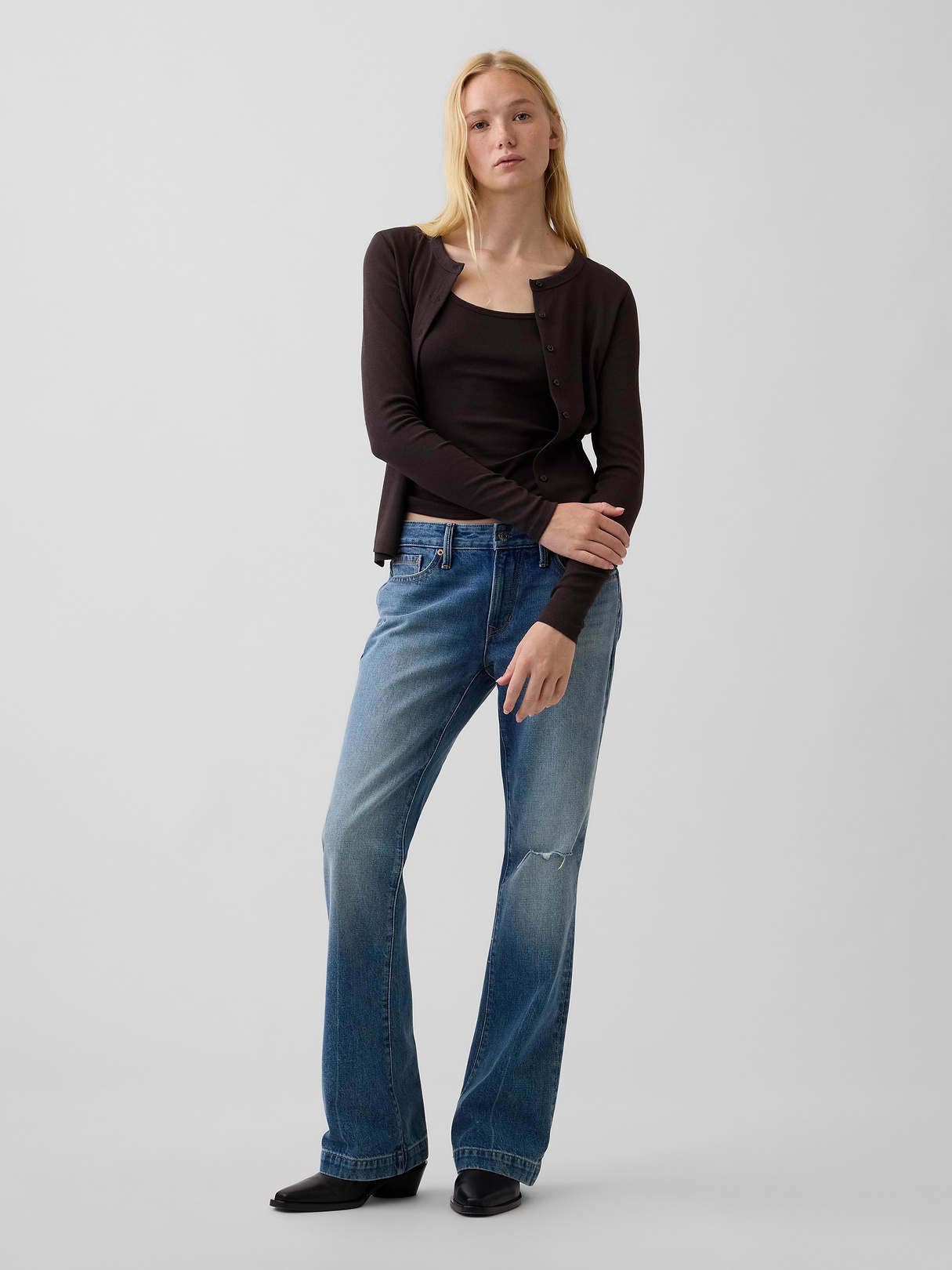 Modern Crewneck Cardigan - Terra brown