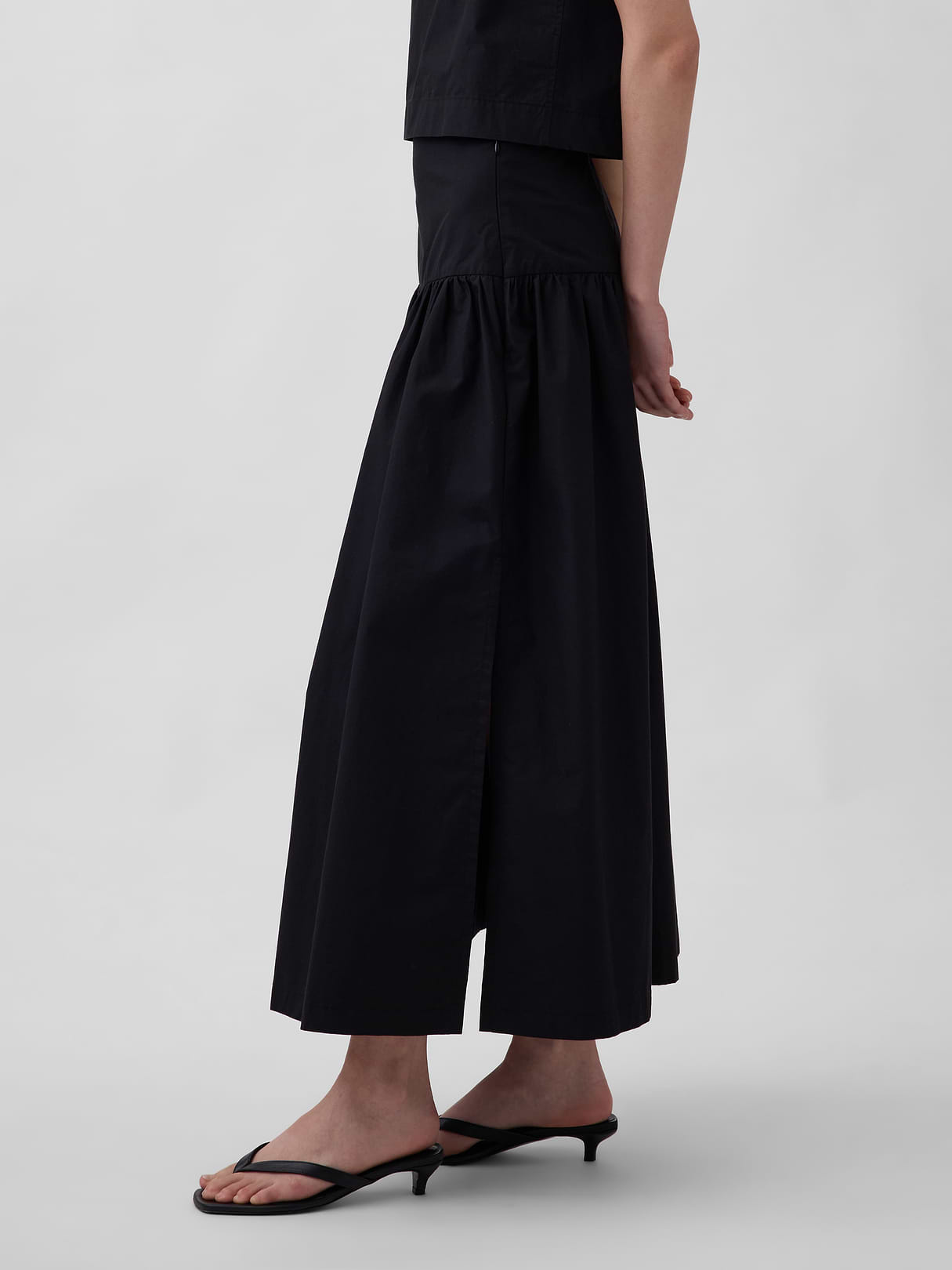 Poplin Drop-Waist Maxi Skirt - True black
