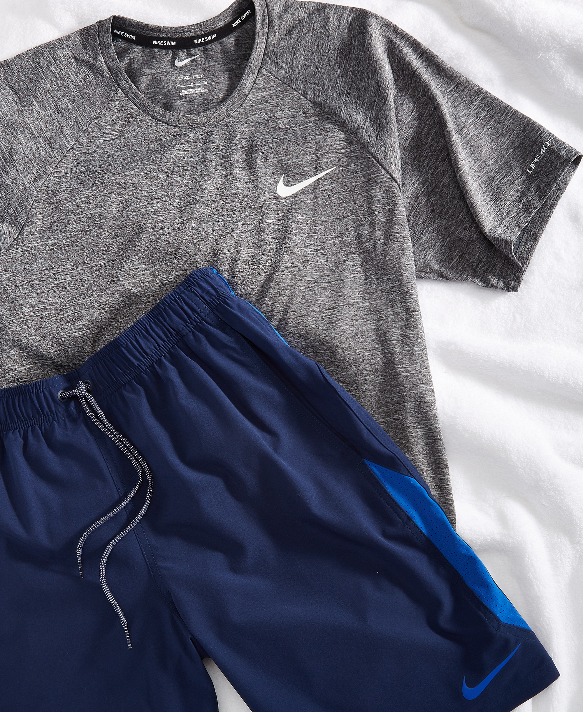 Nike Men's Hydroguard Dri-FIT Stretch UPF 40+ Heather Rash Guard & Contend Water-Repellent Colorblocked 9" Swim Trunks - MIDNIGHT NAVY