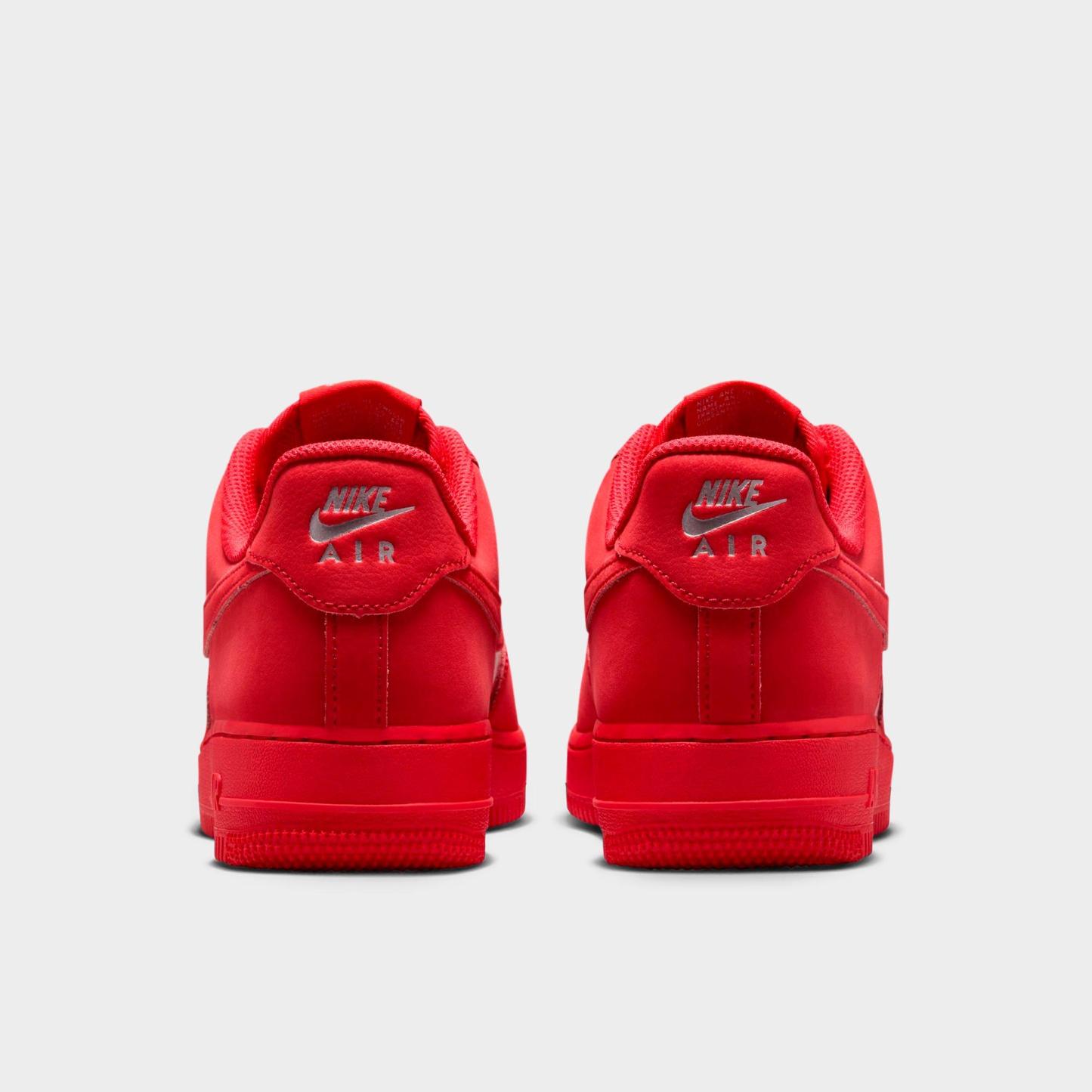 Women's Nithtke Air Force 1 '07 SE Casual Shoes - University Red/University Red - Back view