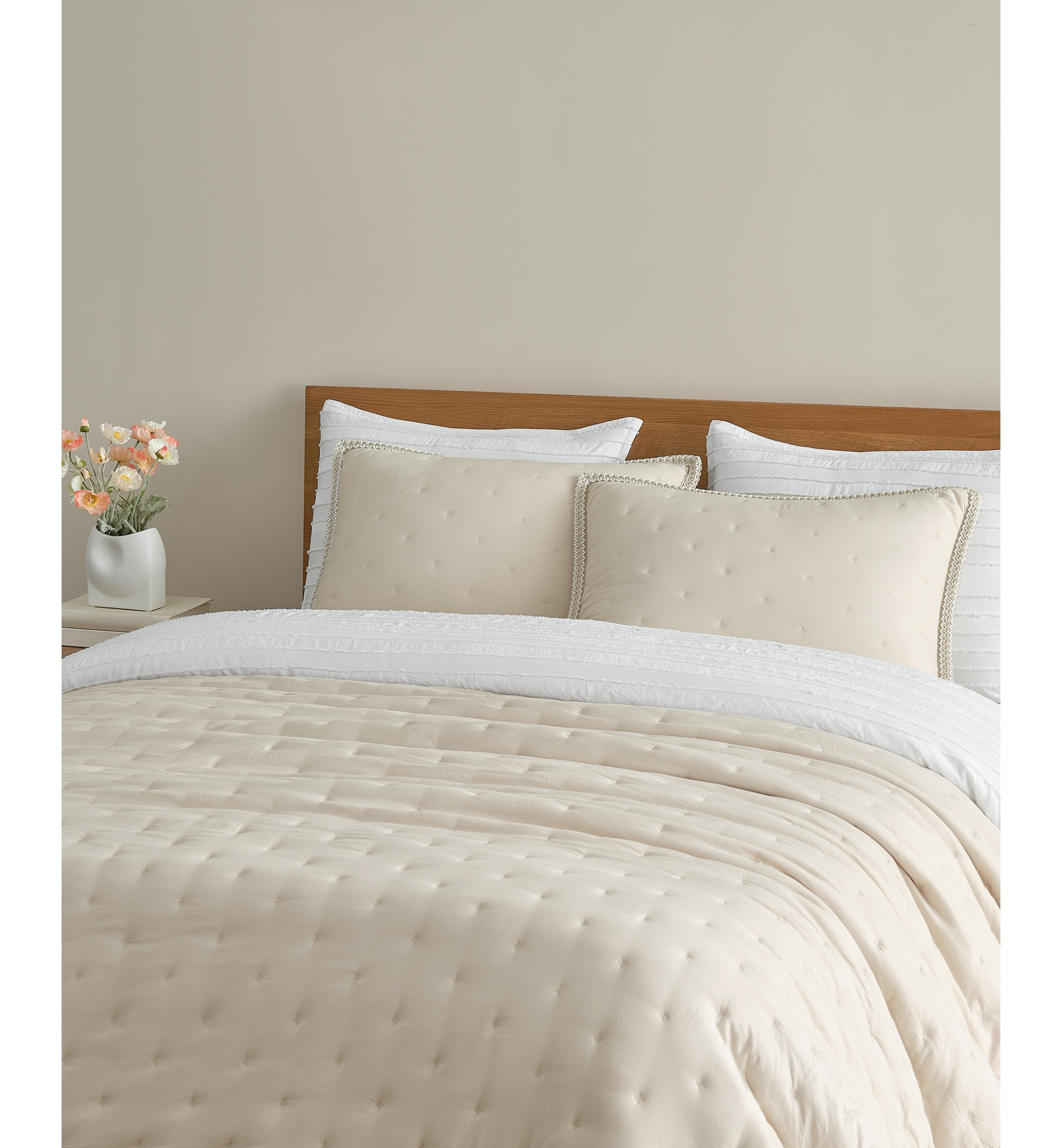 UGG® Devon UGG Braid Quilt Sets - Snow