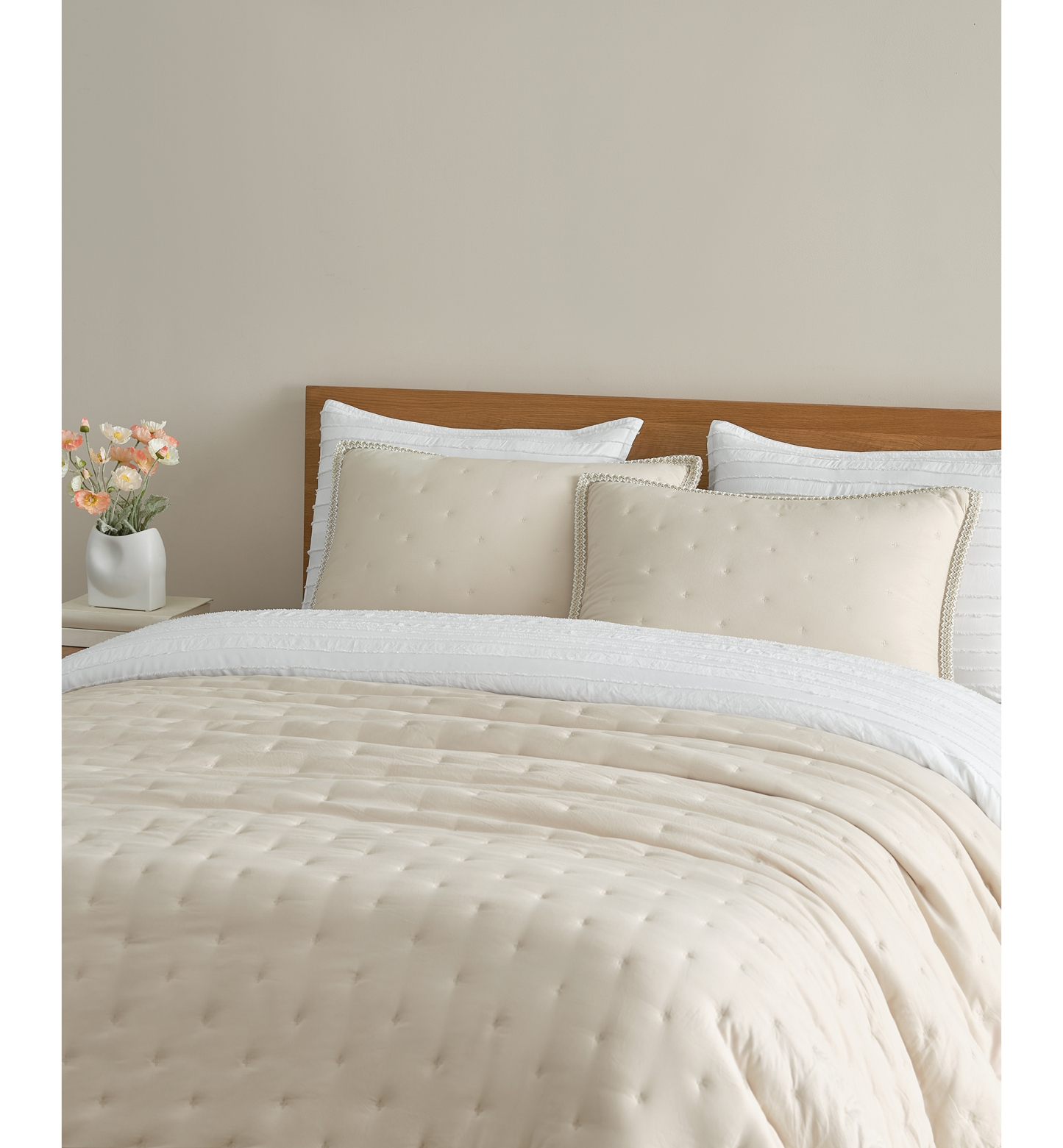 UGG® Devon UGG Braid Quilt Sets - Snow