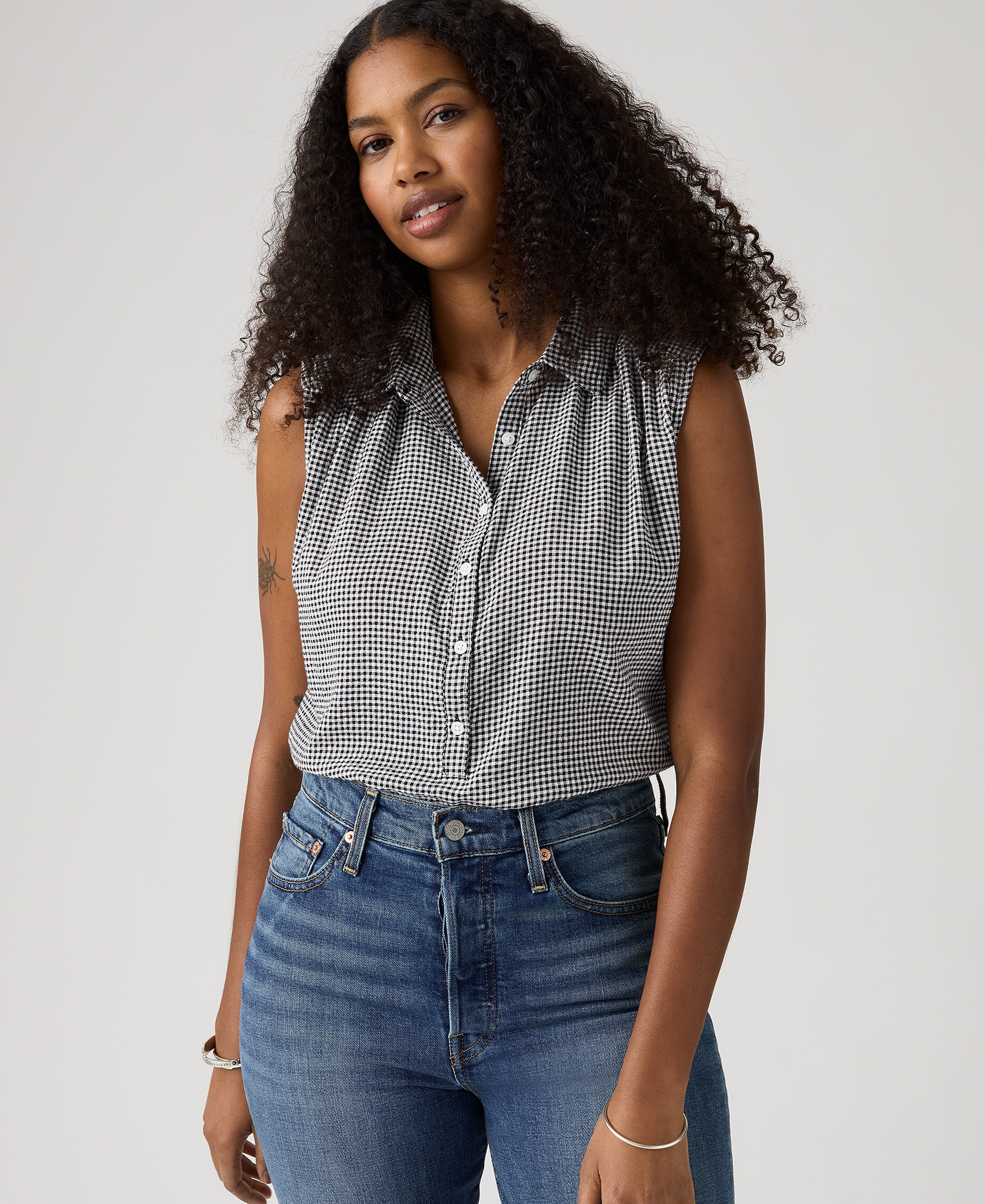 Levi's Women's Londynn Point Collar Relaxed-Fit Top - Patricia Check Anthracite Night