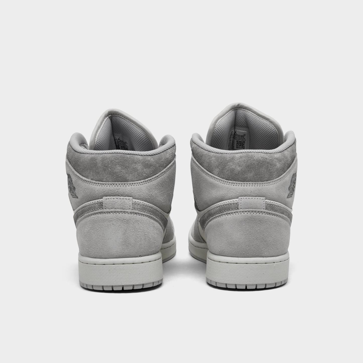 Men's Air Jordan Retro 1 Mid SE Casual Shoes - Neutral Grey/Sail/Smoke Grey - view 4