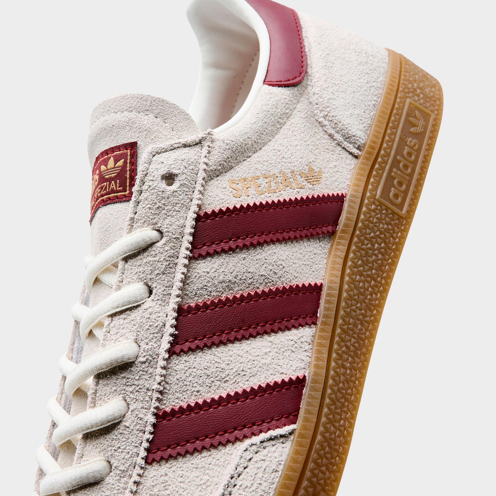 Men's adidas Originals Spain Handball Spezial Casual Shoes - Off White/Scarlet - view 3