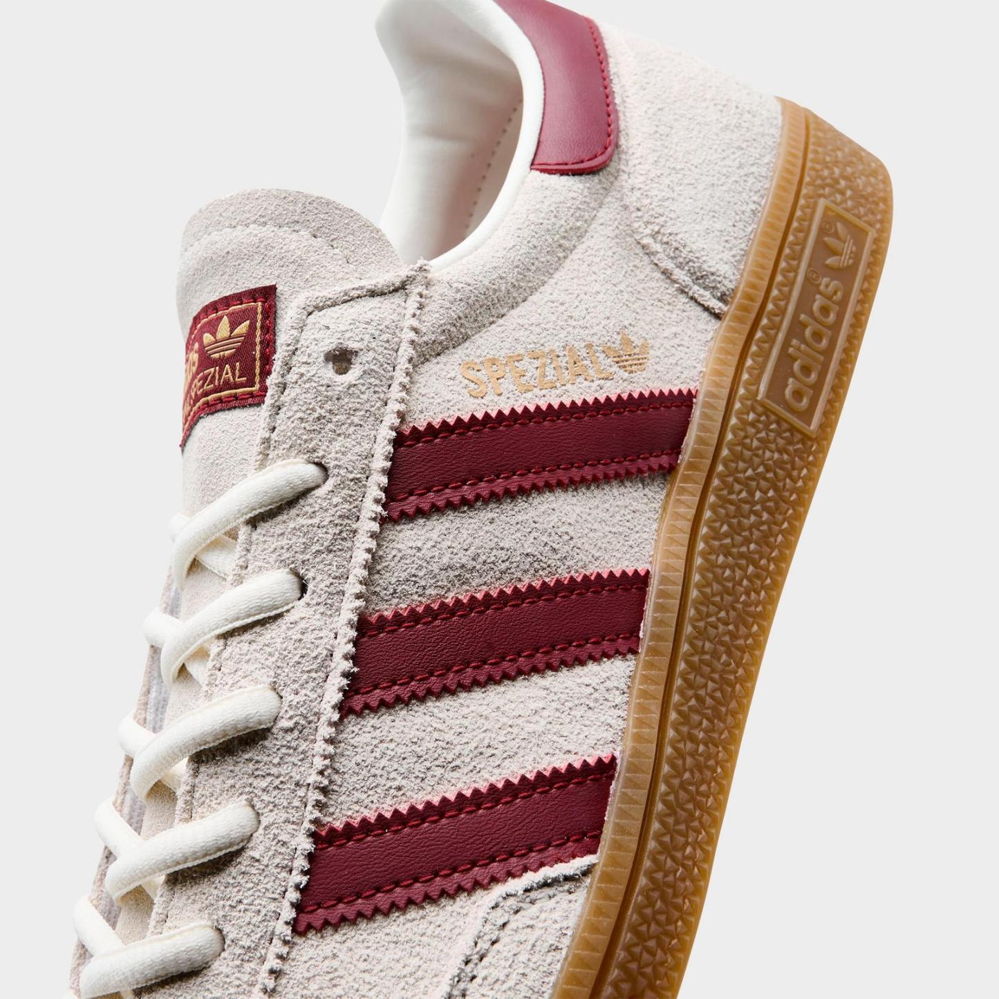 Men's adidas Originals Spain Handball Spezial Casual Shoes - Off White/Scarlet - view 3
