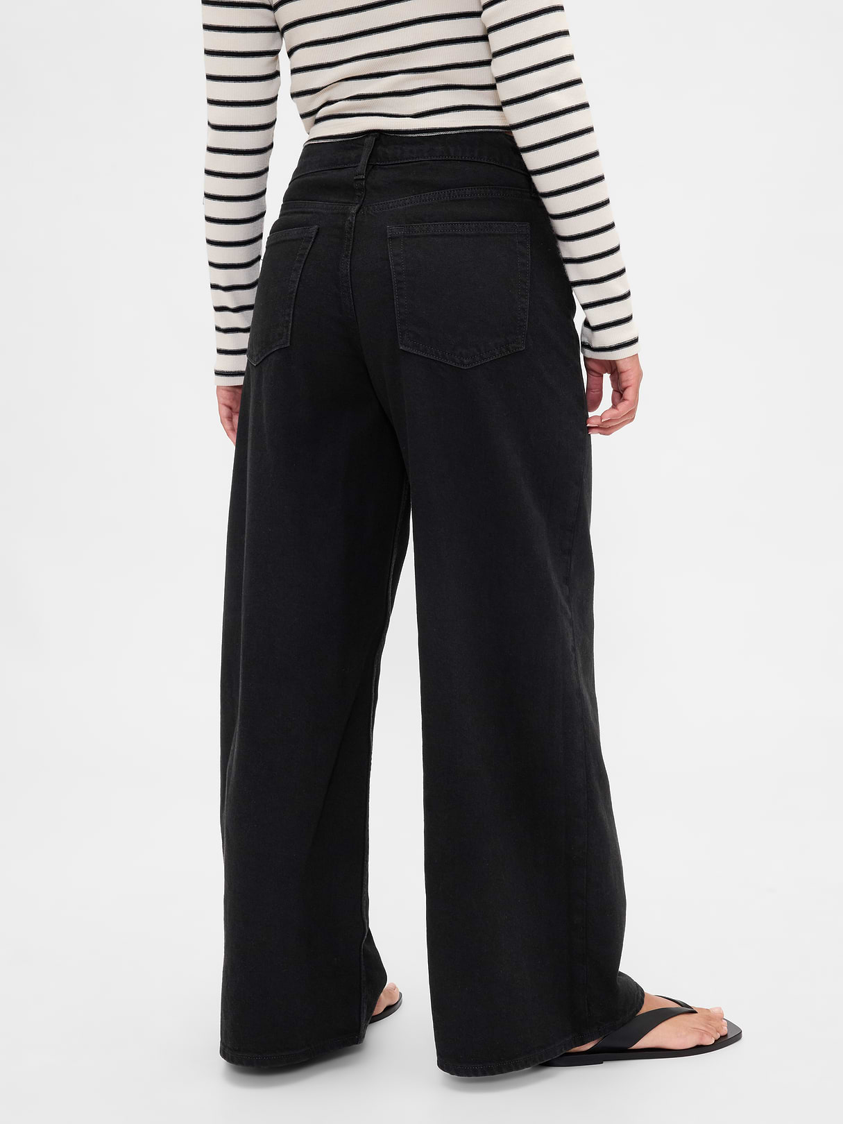 Curvy Mid Rise UltraSoft Baggy Jeans - Black wash