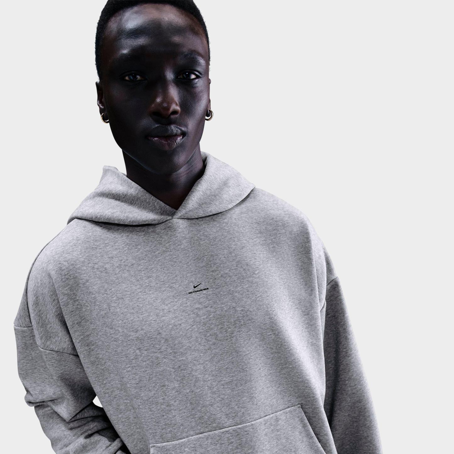 Men's Nithtke Standard Issue Therma-FIT Brushed Basketball Pullover Hoodie - Dark Grey Heather/Black