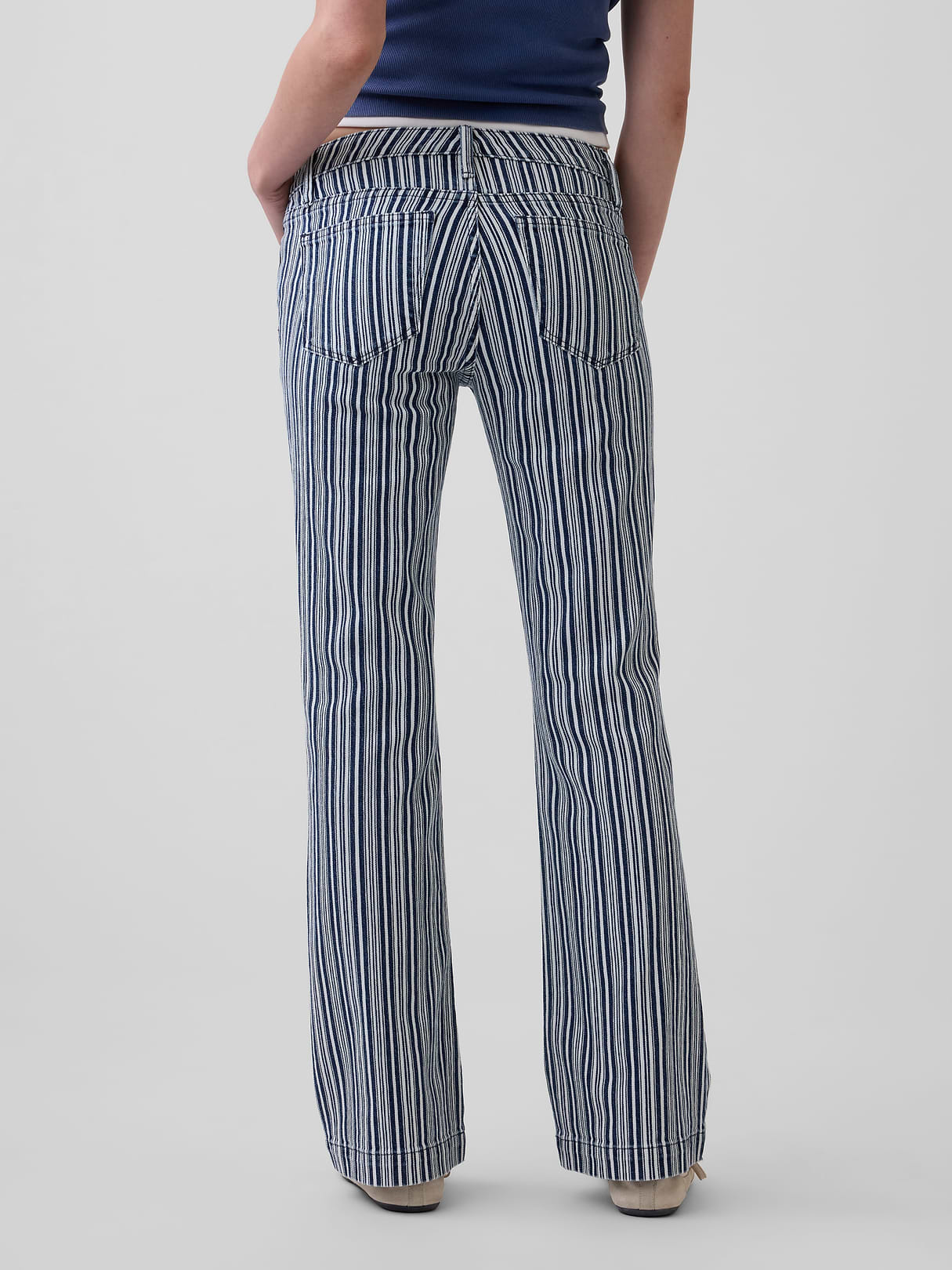 Low Rise Long & Lean Split-Hem Jeans - Blue railroad stripe