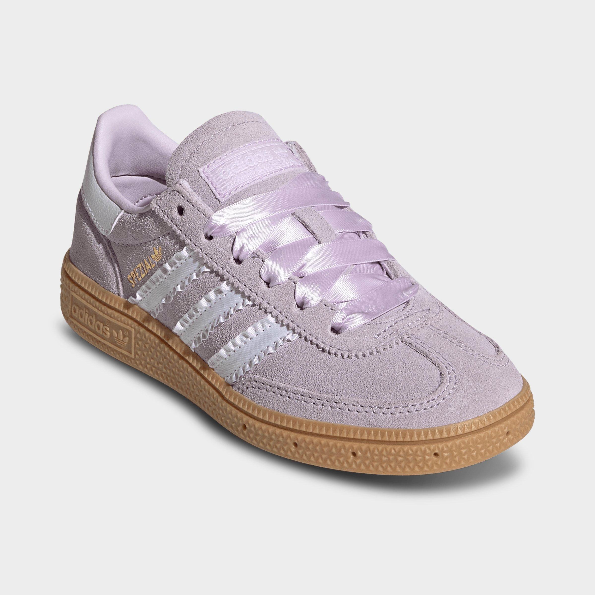 Girls' Little Kids' adidas Originals Handball Spezial Casual Shoes - Ice Lavender/Cloud White/Gum - Both shoes facing left