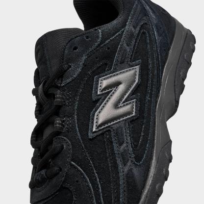 Women's New Balance 204L Casual Shoes - Black/Black - view 3