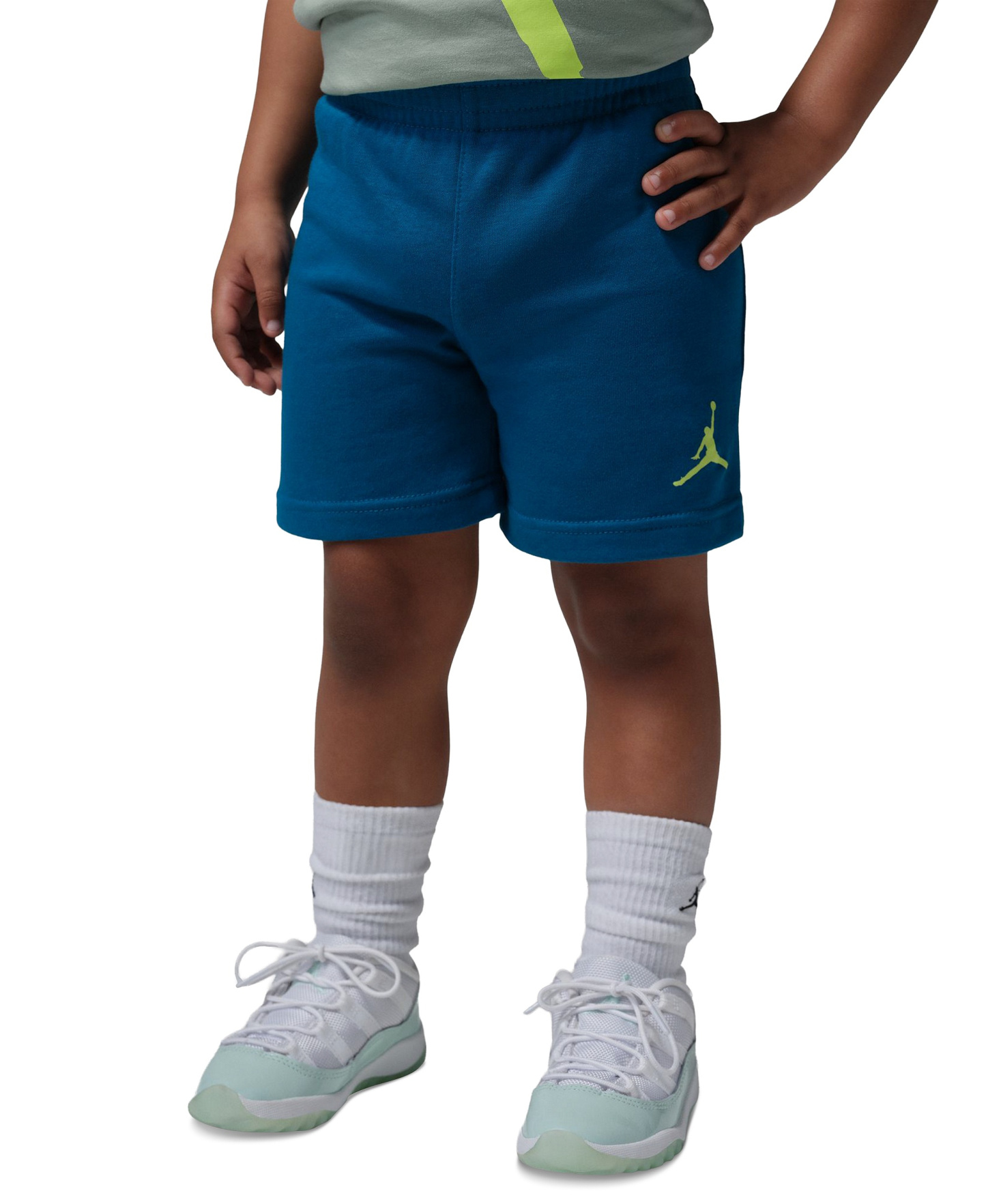 Jordan Boys' 2T-4T Jumbo Jumpman T-Shirt and Shorts, 2-Piece Set - Green Abyss