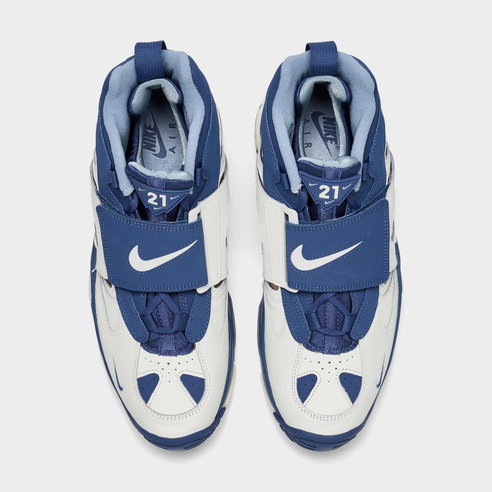 Men's Nike Air Diamond Turf 2 Casual Shoes - Sail/Mystic Navy/Blue Grey/Metallic Gold
