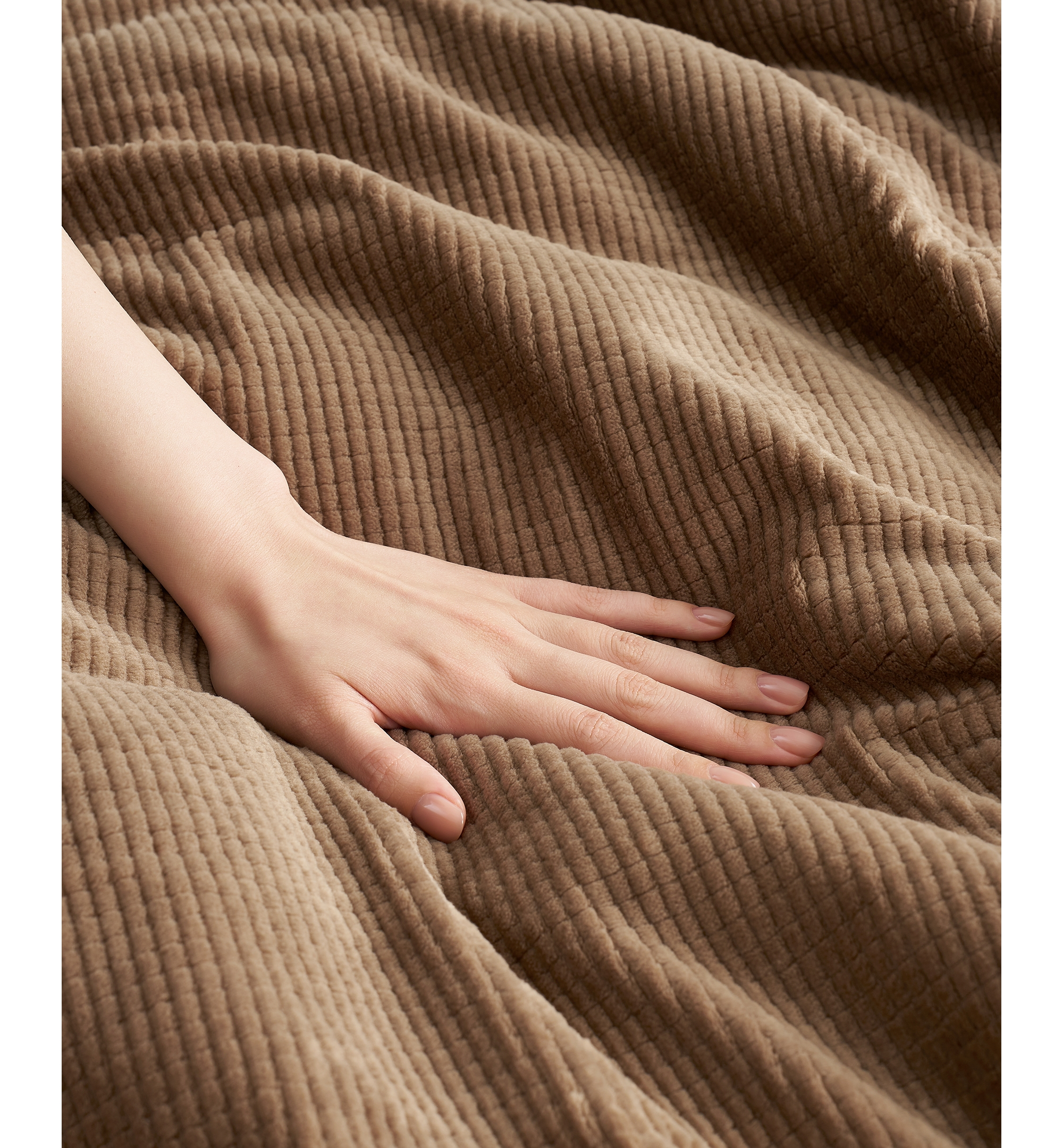 UGG® Brody Reversible Comforter Sets - Chestnut