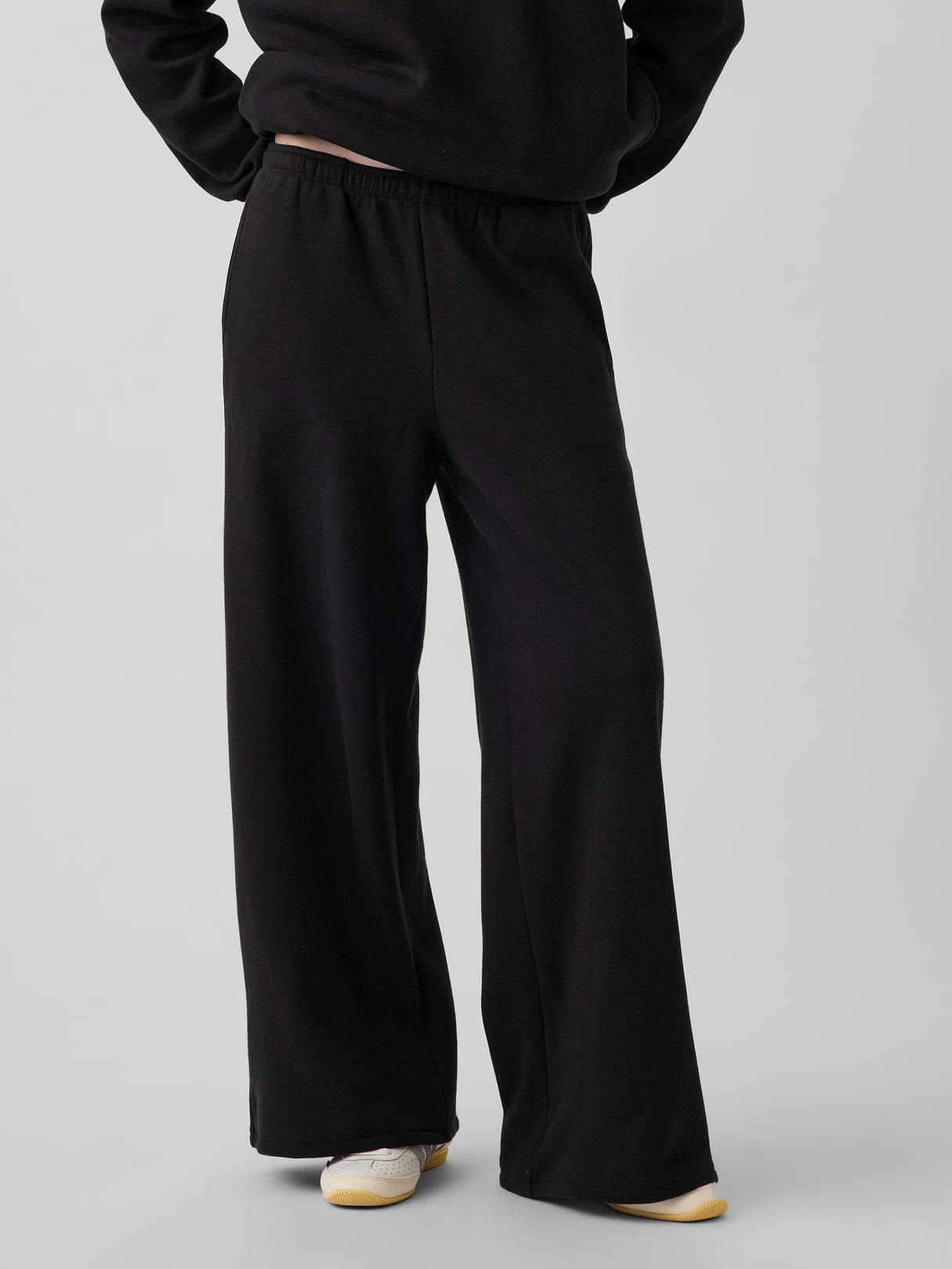 VintageSoft Baggy Sweatpants - True black