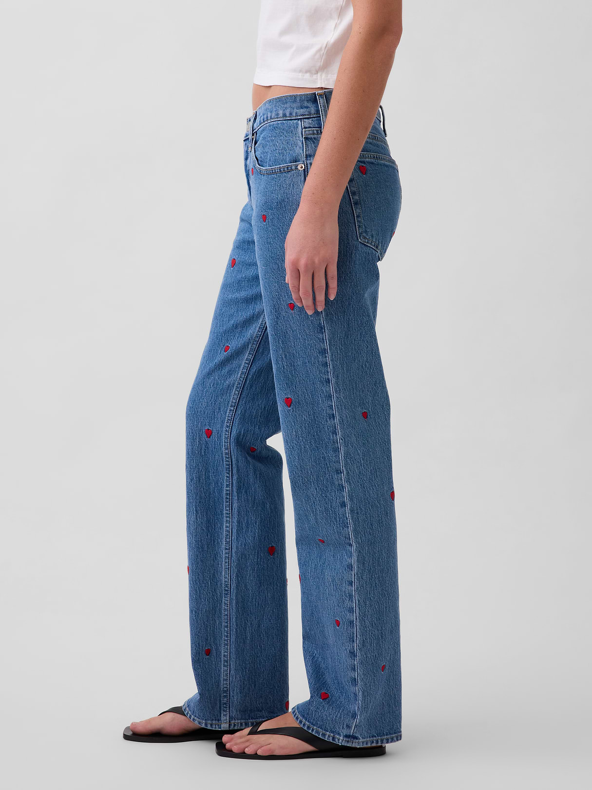 Mid Rise Relaxed Straight Jeans - Medium wash