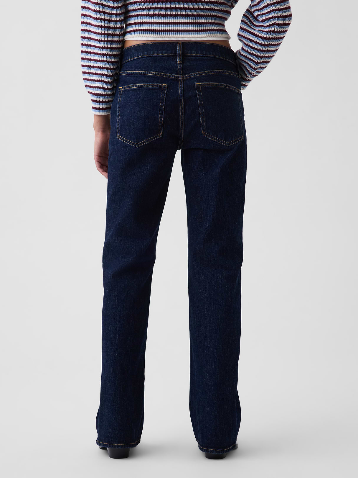 Mid Rise Relaxed Flare Jeans - Rinse wash