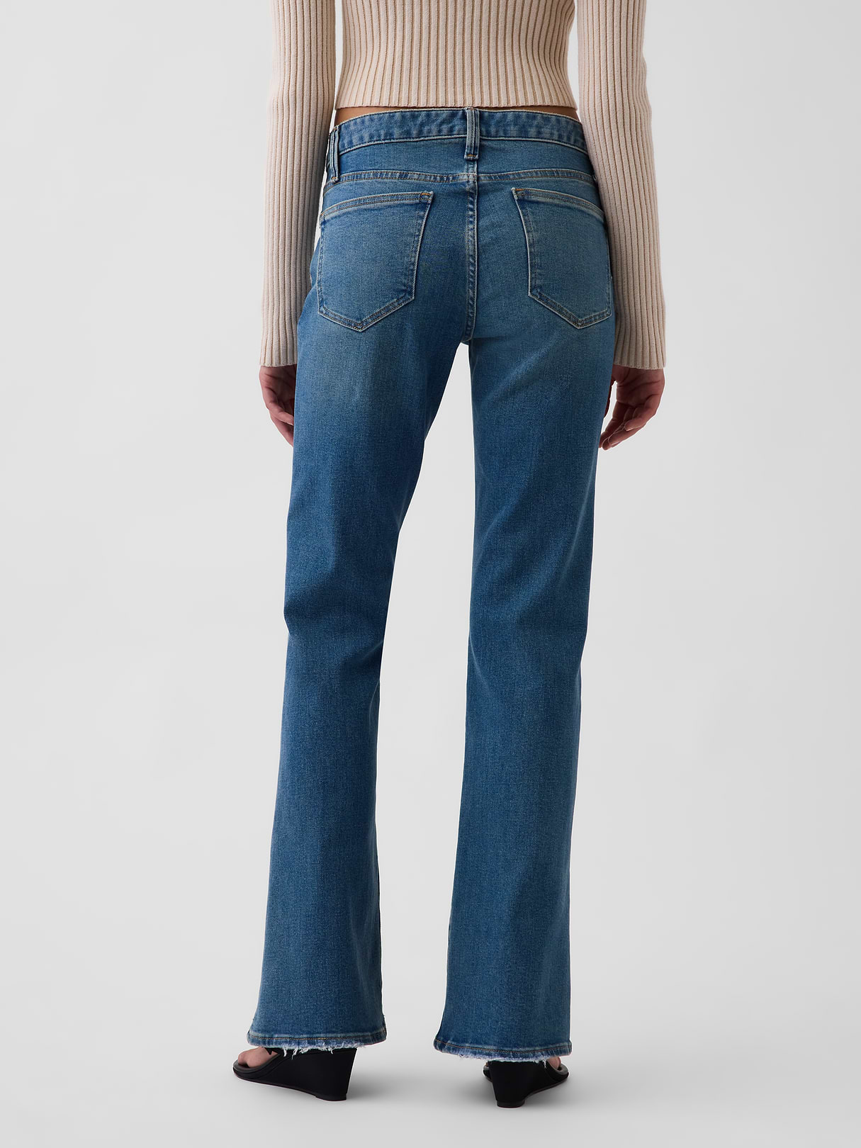 Low Rise Long & Lean Split-Hem Jeans - Medium destroy wash