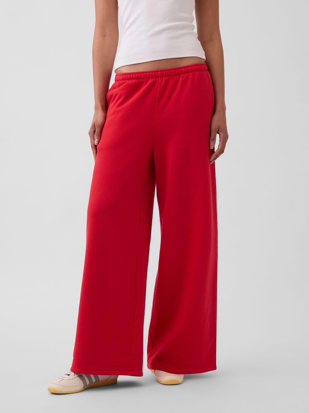 VintageSoft Baggy Sweatpants - Modern red