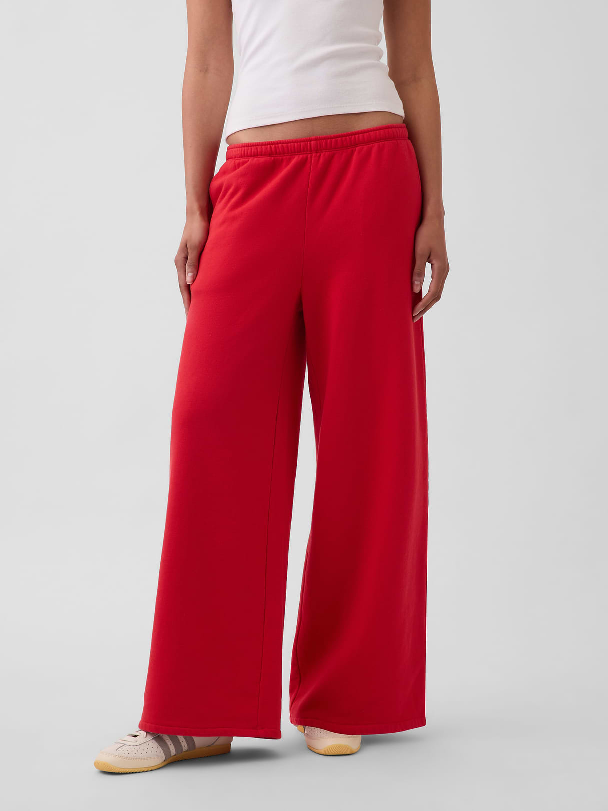 VintageSoft Baggy Sweatpants - Modern red