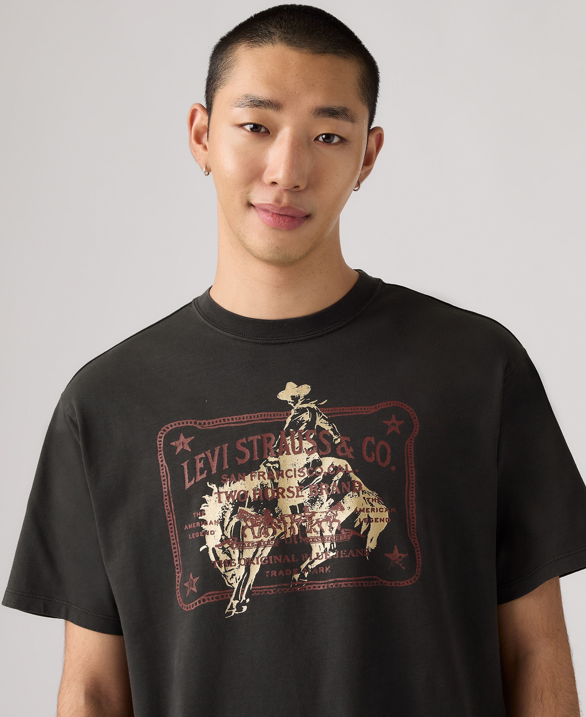 Levi's Men's Vintage Graphic T-Shirt - Black