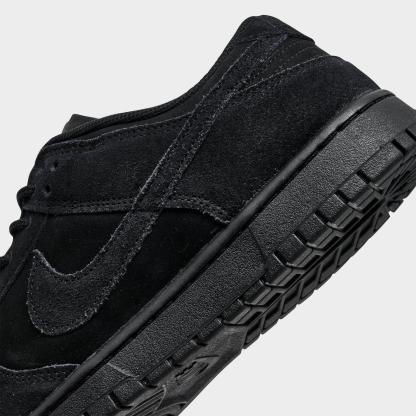 Men's Nike Dunk Low Retro SE Casual Shoes - Black/Black/Black