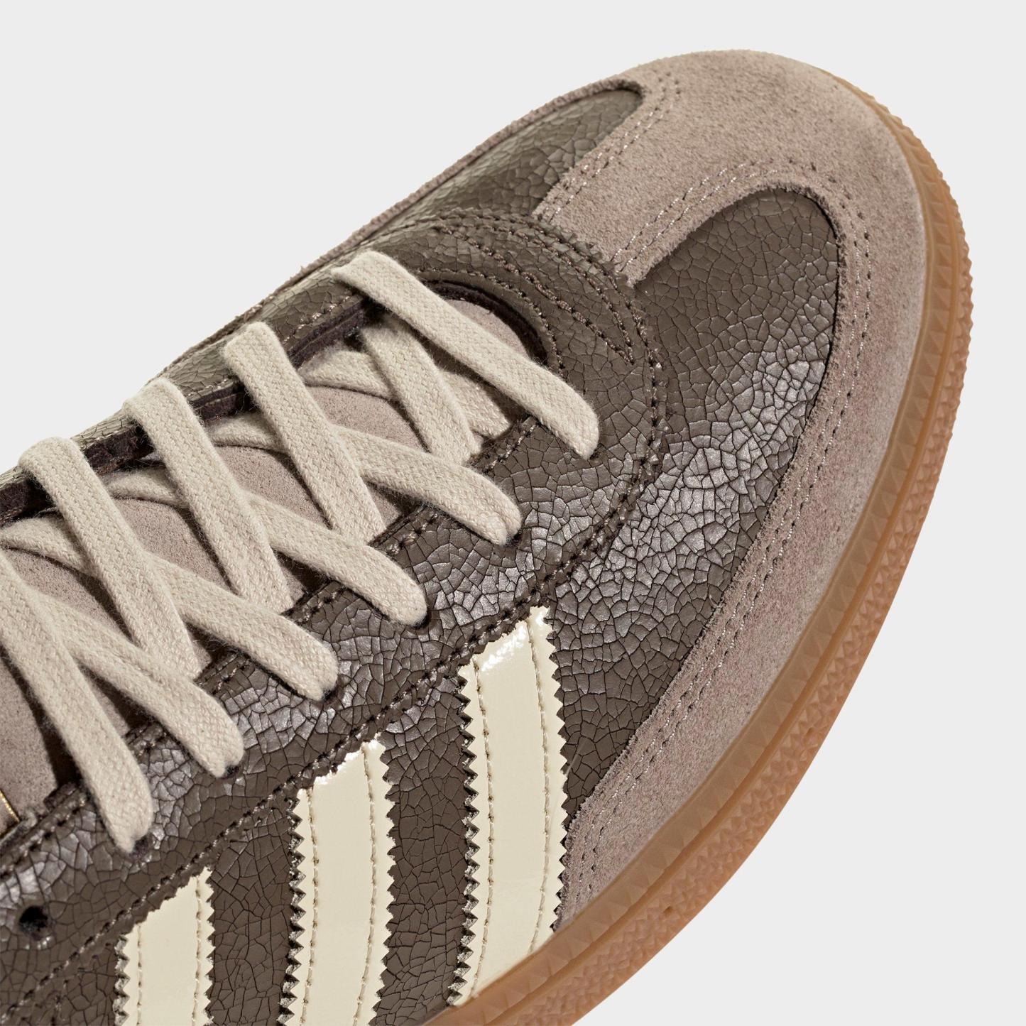 Men's adidas Originals Handball Spezial Casual Shoes - Part 1 - Earth Strata/Warm Vanilla/Gum - Detail shot