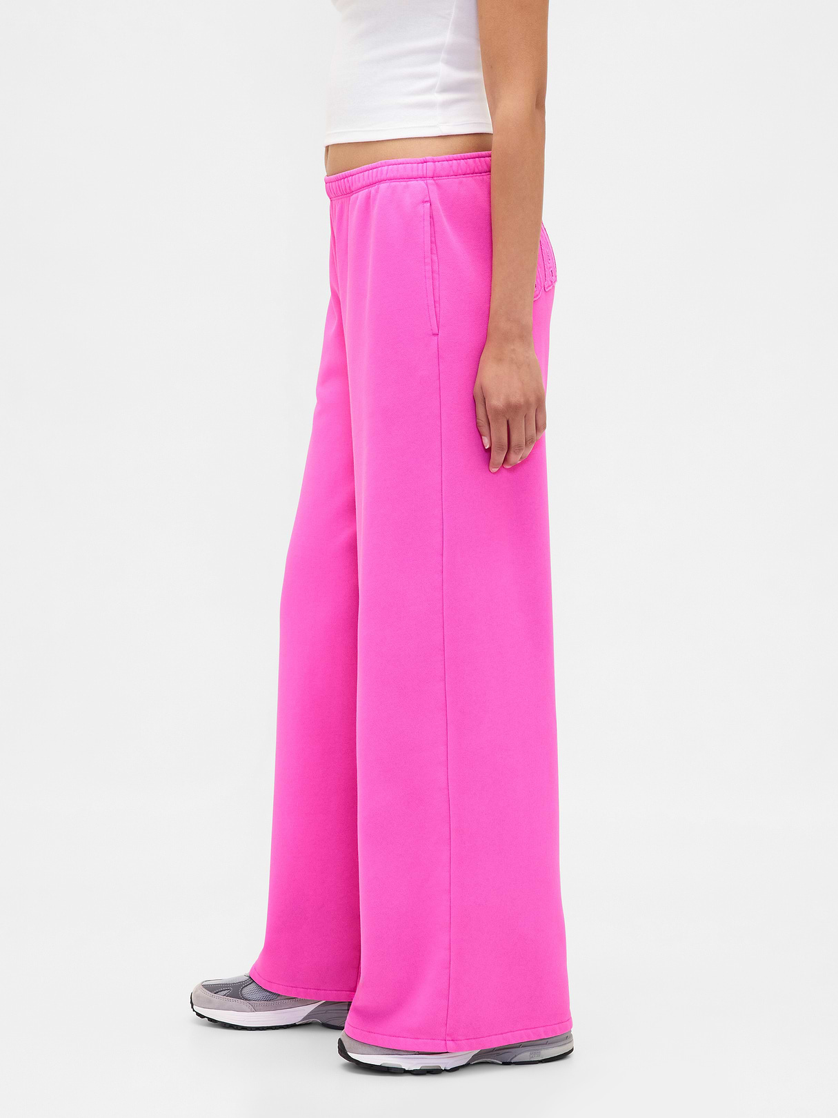 VintageSoft Baggy Sweatpants - Sugar plum neon pink