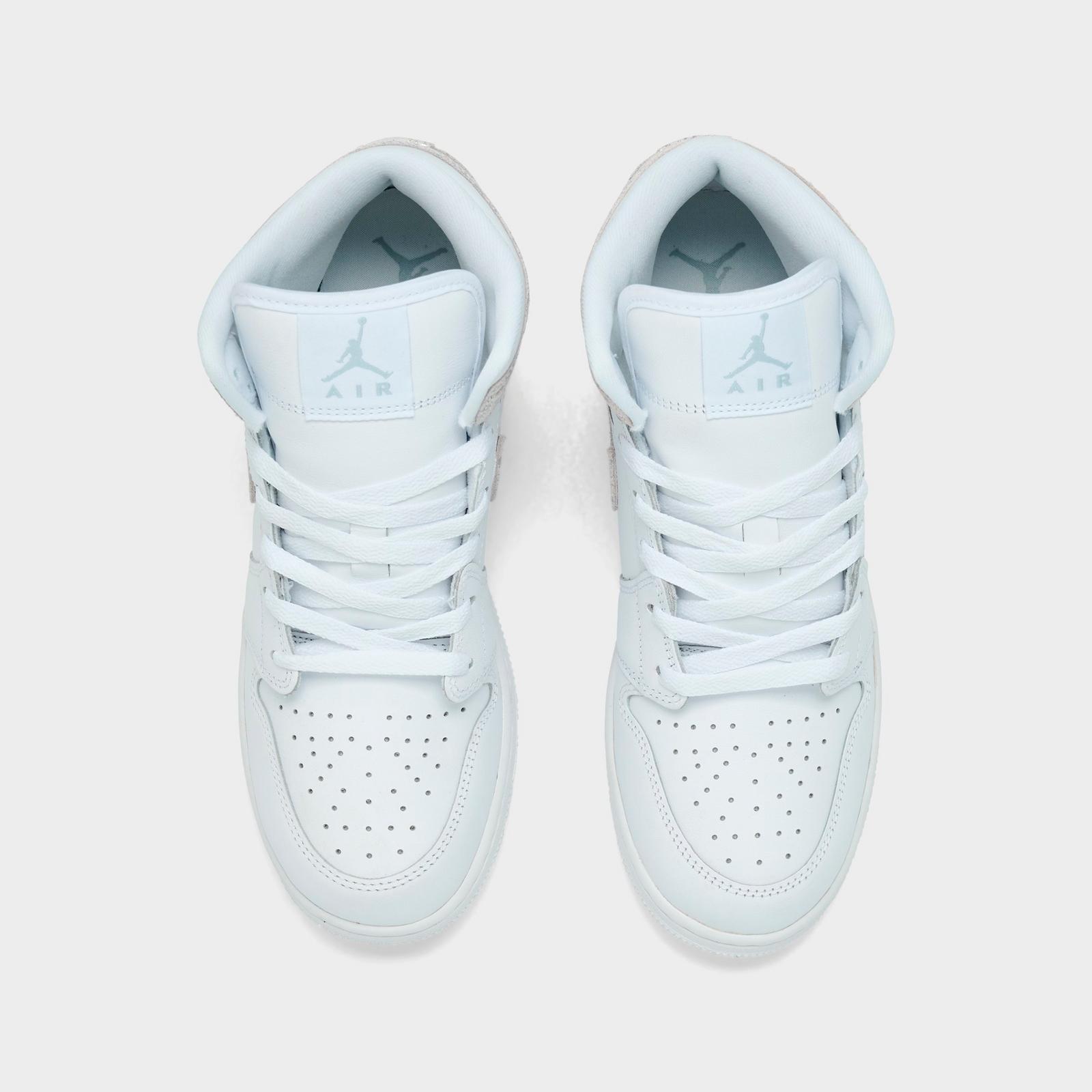 Big Kids' Air Jordan Retro 1 Mid SE Casual Shoes - White/White/White/Field Silver - view 5