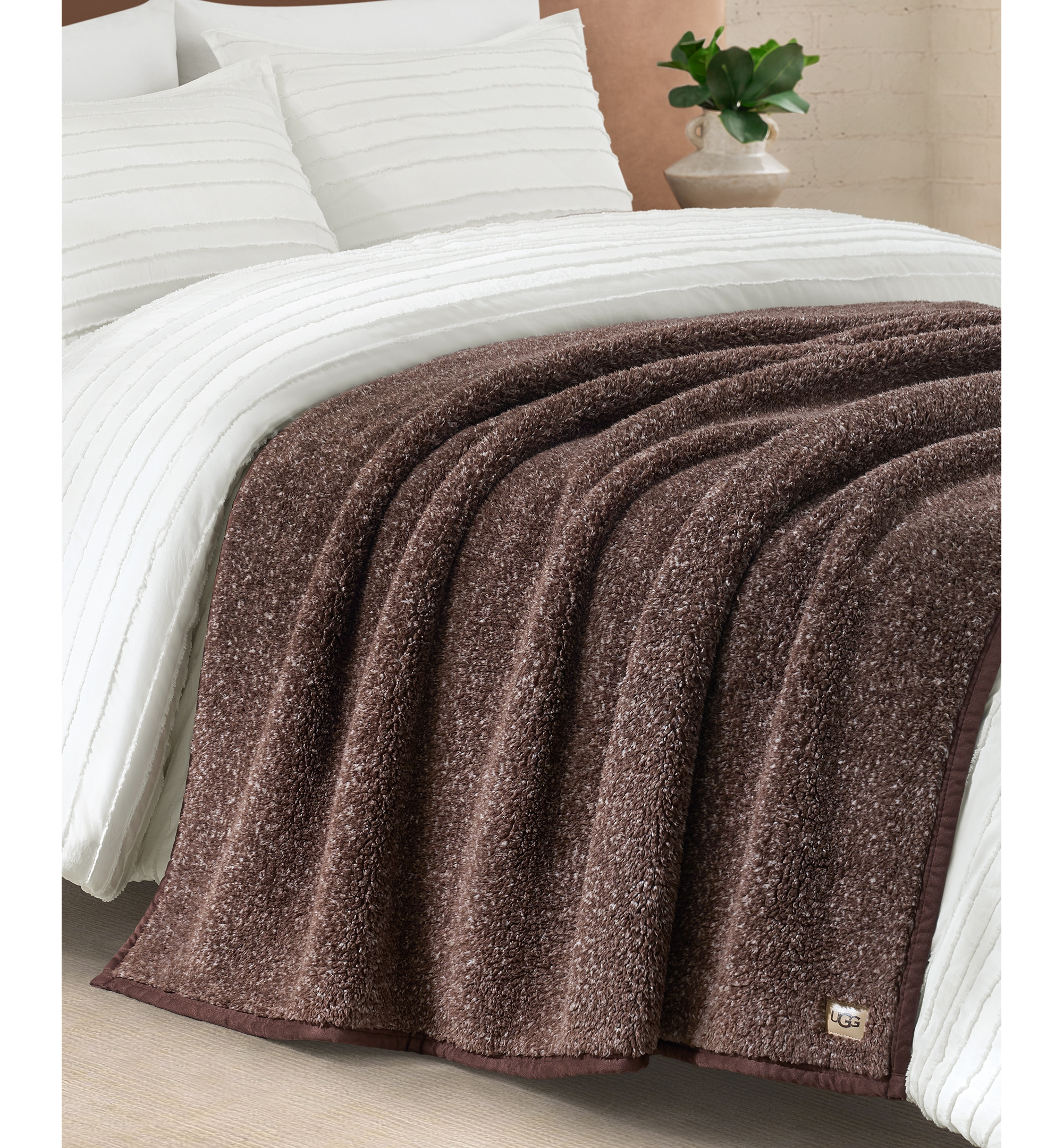 UGG® Classic UGGfluff Throw, 50" x 70" - Burnt Cedar